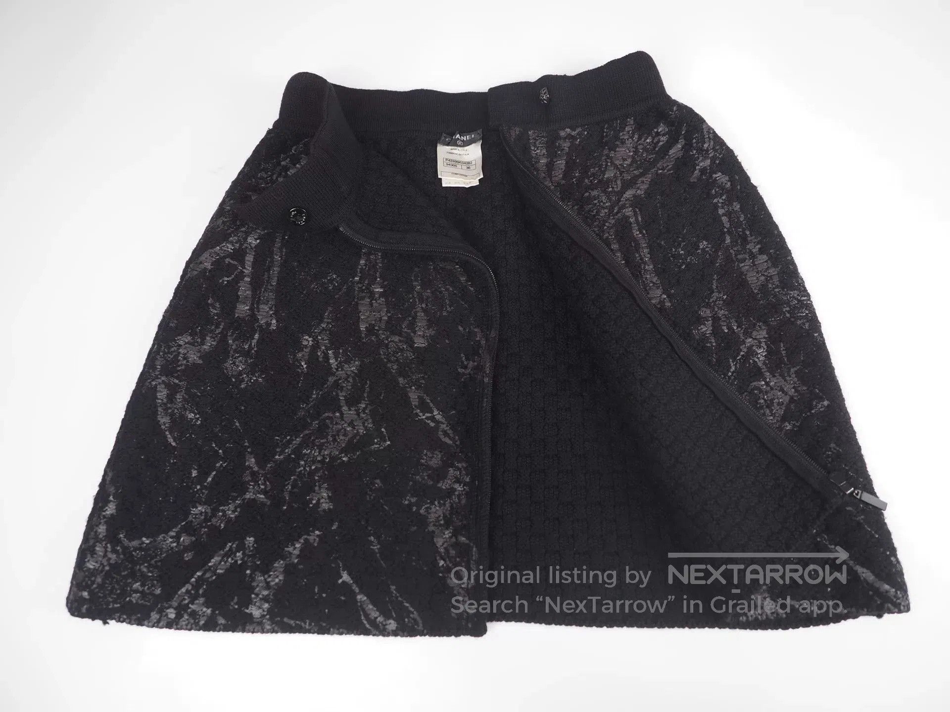 Chanel chanel black knit zip-up coco mark skirt. Size US 36 / EU 52 - 5 Thumbnail