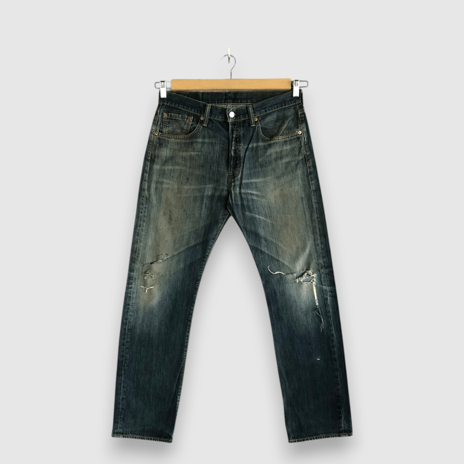 Levi's Vintage Levis 501 Distressed Jeans Levi's Faded Denim Size US 32 / EU 48 - 1 Thumbnail