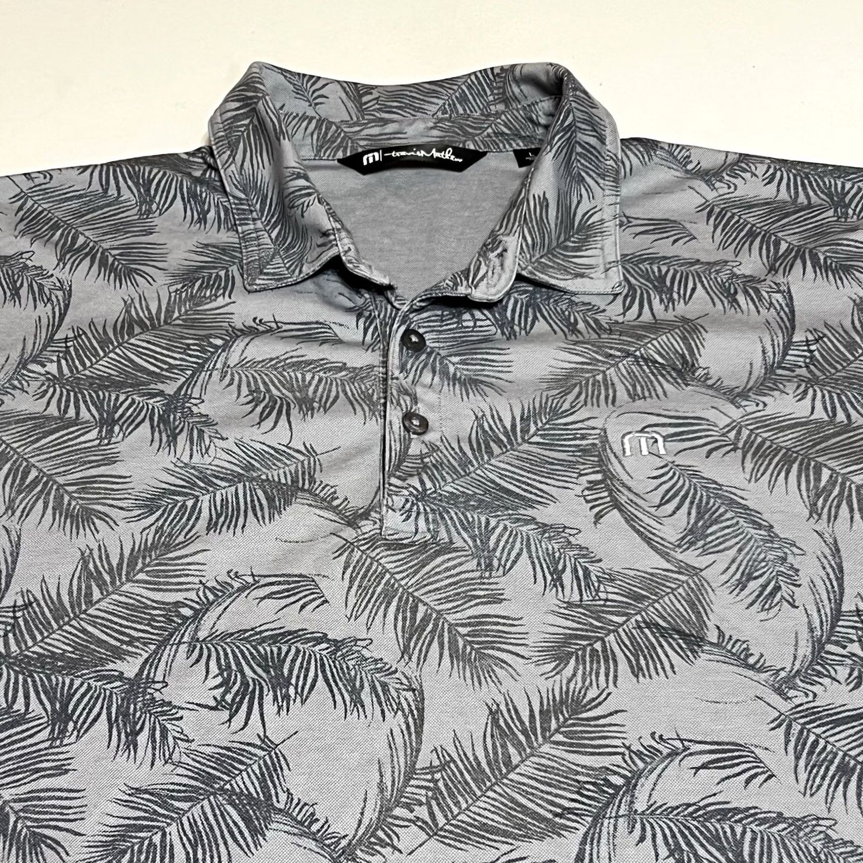 TravisMathew Travis Mathew Polo Shirt Mens L Gray Floral Stretch Golf Performance Size US L / EU 52-54 / 3 - 2 Thumbnail