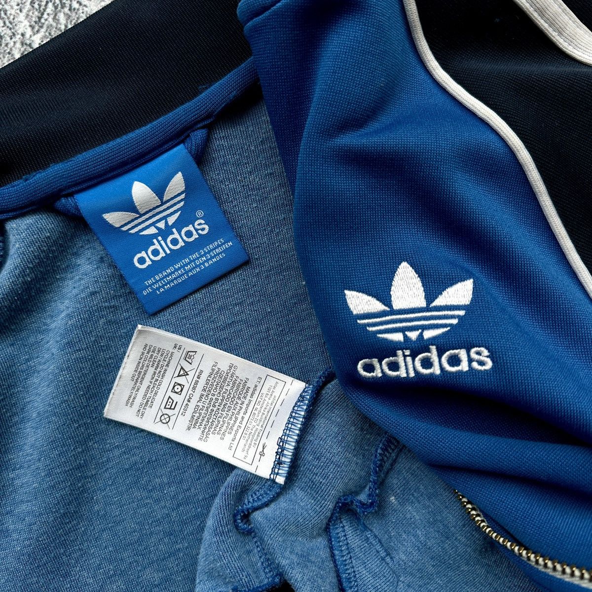 Adidas Mens Adidas Full Zip Light Bomber Jacket Blue Size US S / EU 44-46 / 1 - 9 Thumbnail