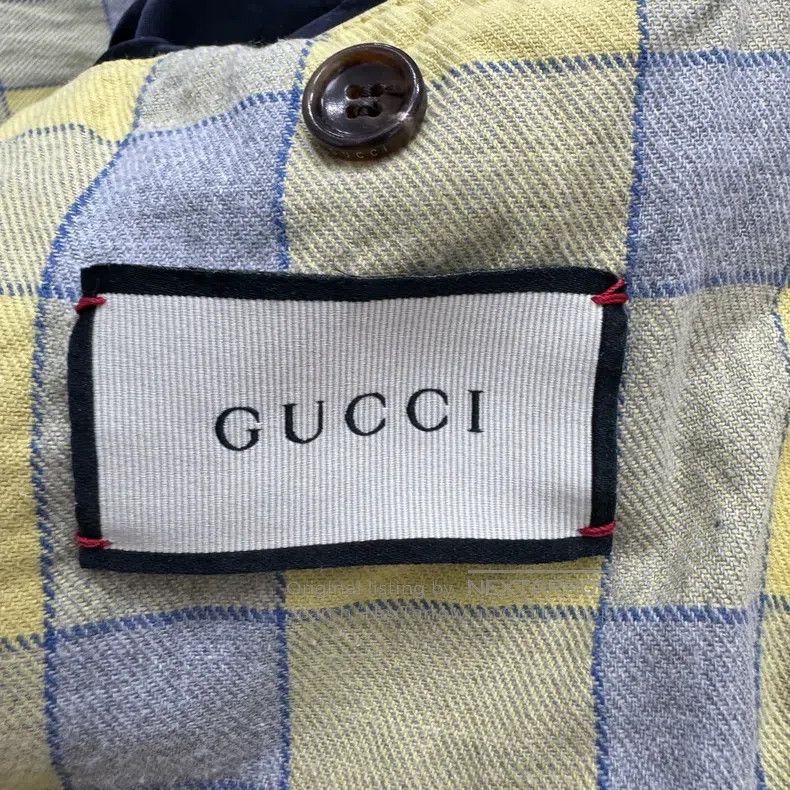 Gucci Gucci Embroidered letters make old denim jackets Size US XL / EU 56 / 4 - 2 Thumbnail