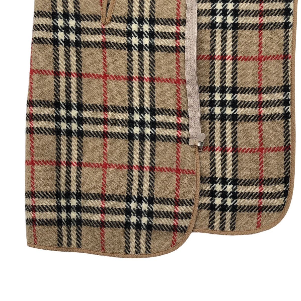 Burberry Vintage 90s Inner Burberry’s Nova Check Brown Colour Size US M / EU 48-50 / 2 - 4 Thumbnail
