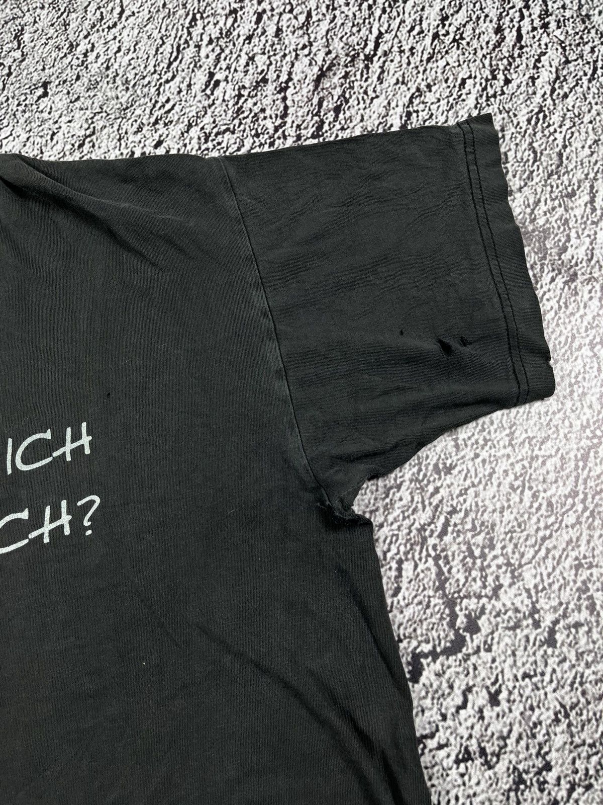 Band Tees Vintage Y2K Humor «What am I doing here» big logo faded tee Size US M / EU 48-50 / 2 - 5 Thumbnail