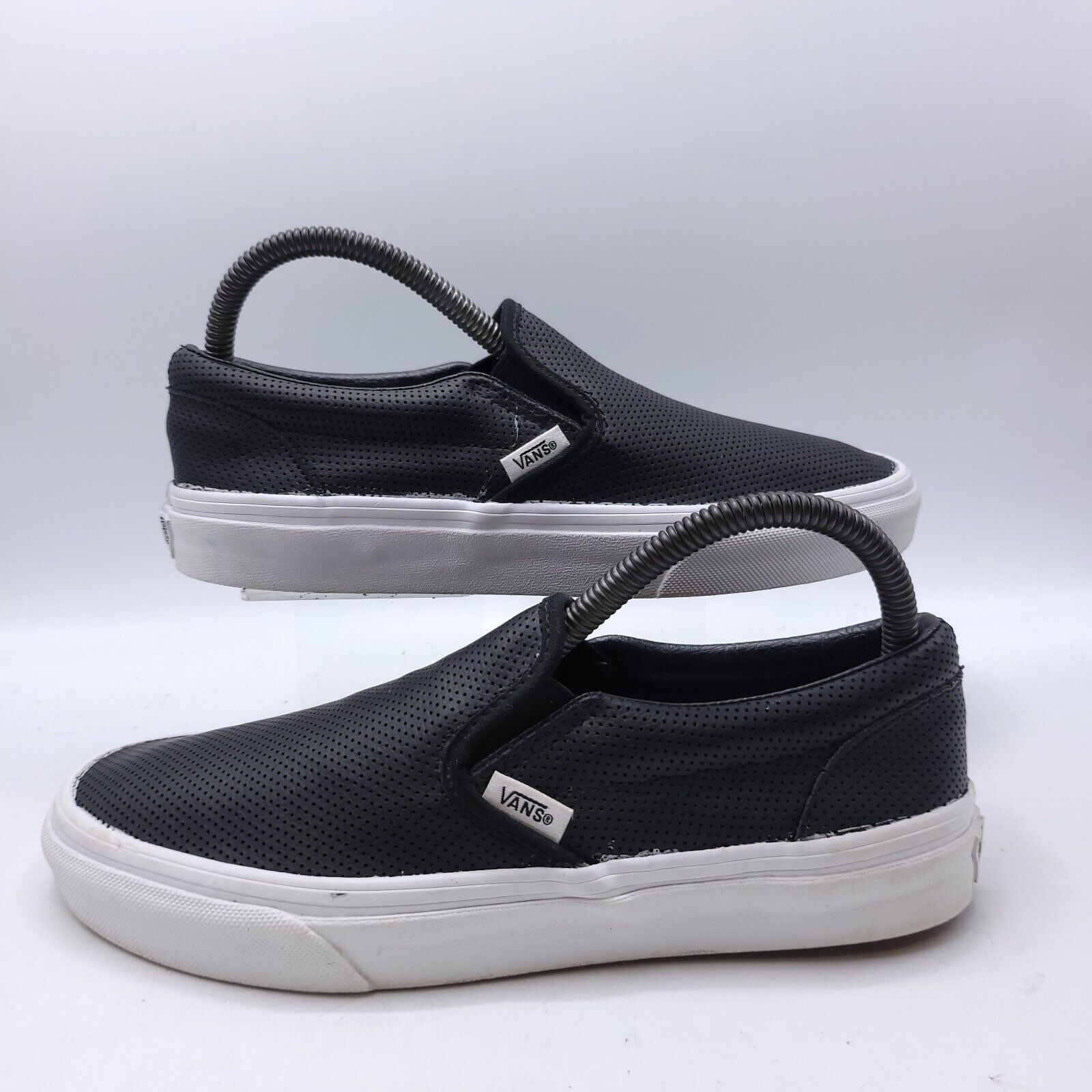 Vans Vans Off the Wall Shoe Womens Size 7.5 Mens 6 721278 Black Size US 7.5 / IT 37.5 - 5 Thumbnail