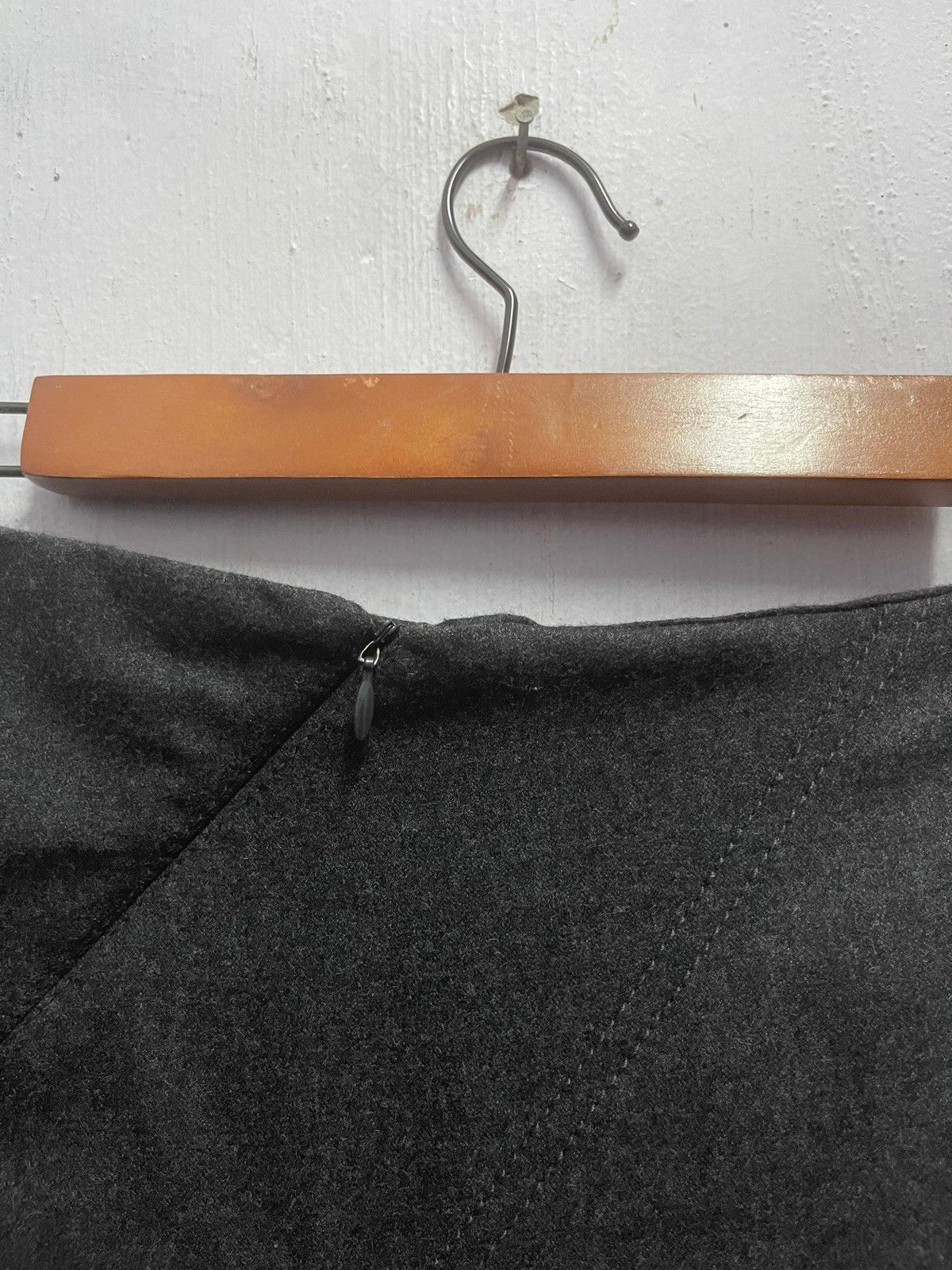 Brunello Cucinelli Luxury Brunello Cucinelli Cashmere and Wool Skirt Size 29" - 13 Thumbnail