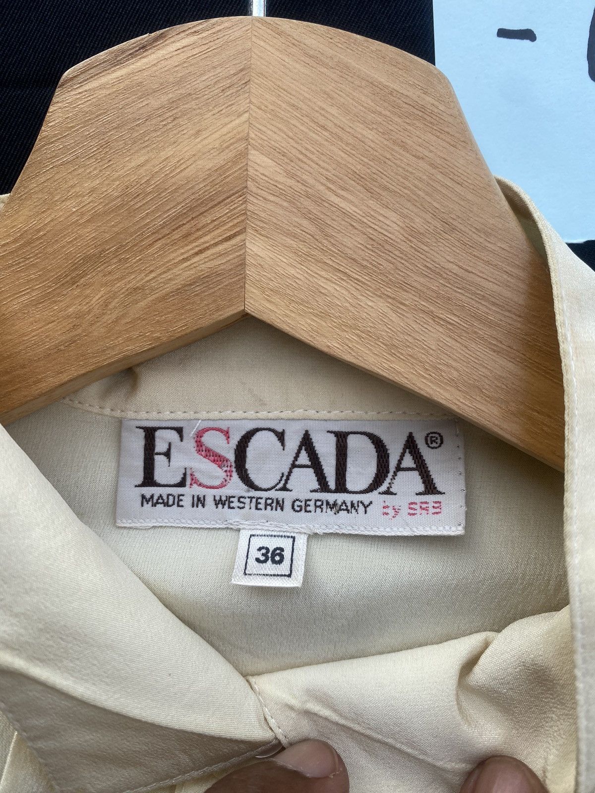 Escada Rare Vintage ESCADA Blouse Size S / US 4 / IT 40 - 5 Thumbnail