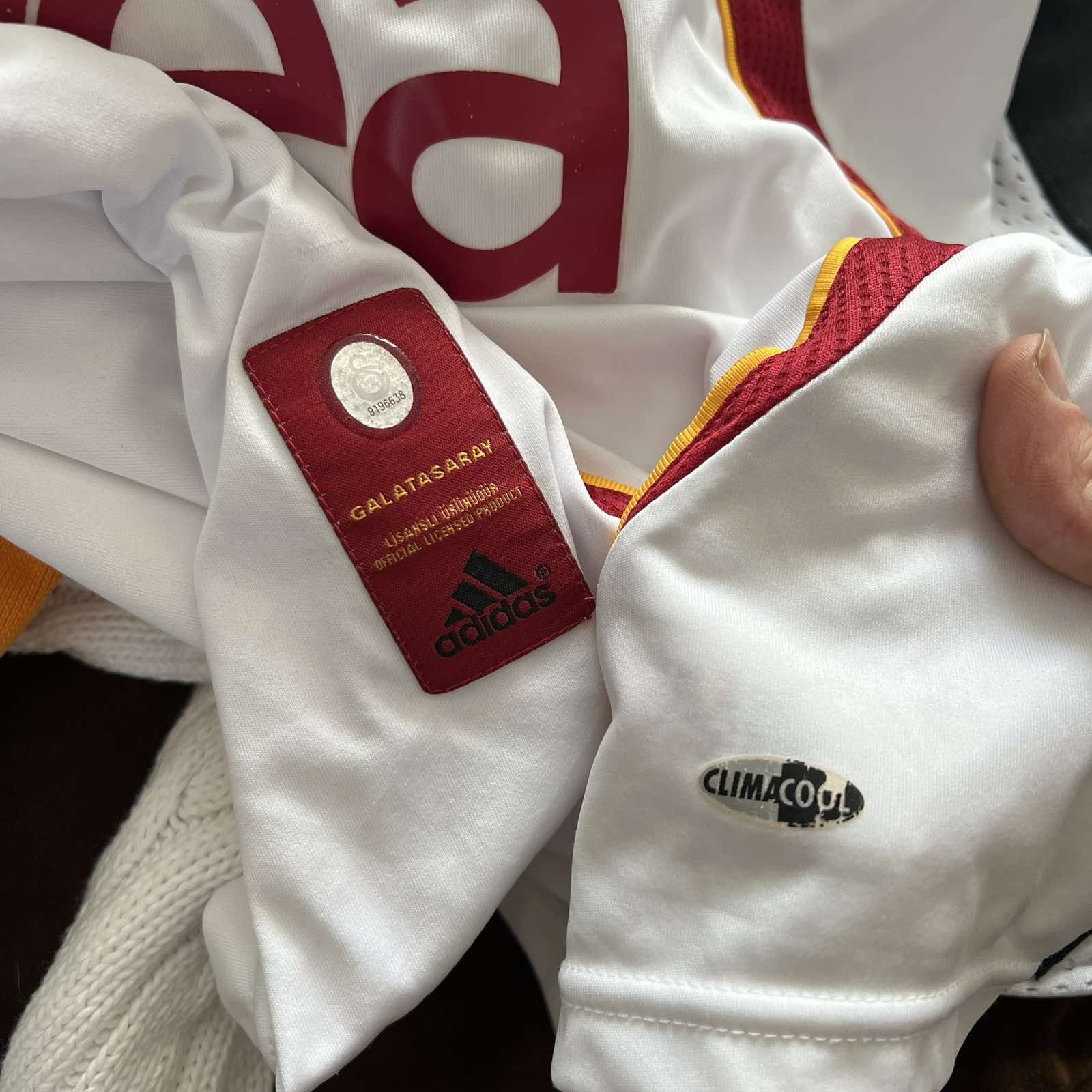Adidas × Vintage Vintage Adidas Galatasaray Soccer Jersey Y2K 2006 Knit Sz S Size US S / EU 44-46 / 1 - 9 Thumbnail