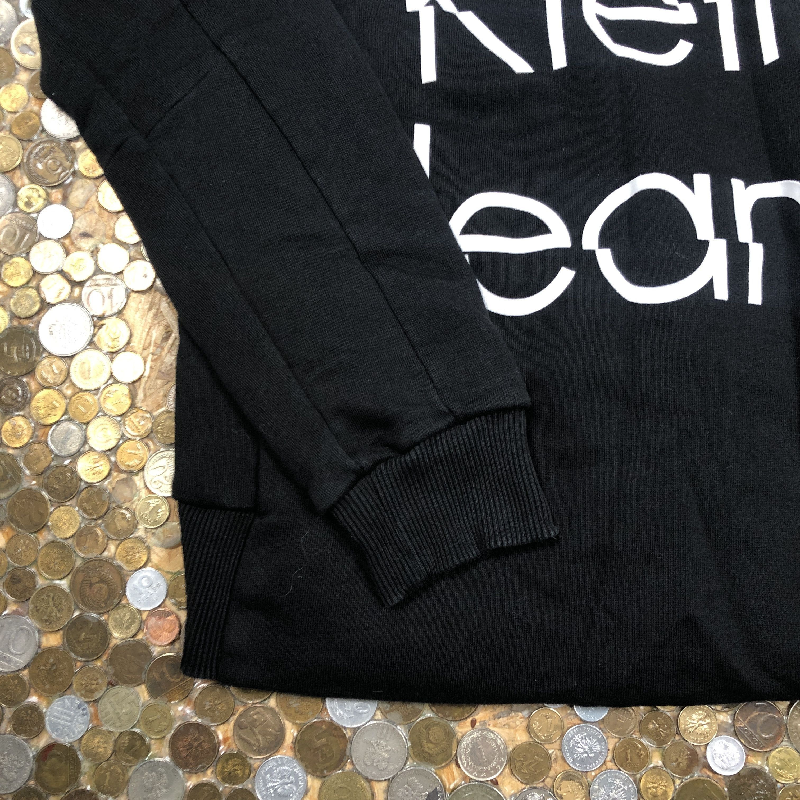 Calvin Klein Clavin Klein Crewneck SpellOut logo Size US M / EU 48-50 / 2 - 2 Thumbnail