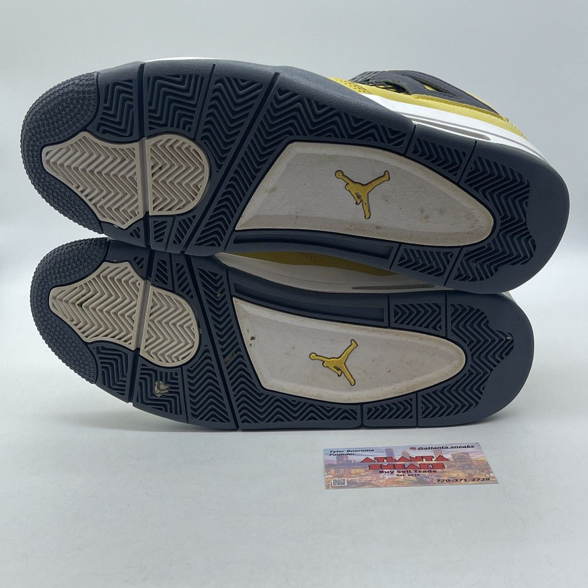 Jordan Brand Air Jordan 4 lightning Size US 10.5 / EU 43-44 - 7 Thumbnail