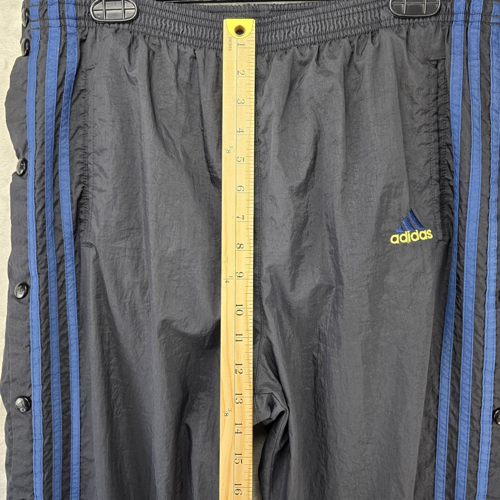 Adidas Vintage Adidas Windbreaker Pants Mens Large Tearaway Y2K 90s Size US 34 / EU 50 - 13 Thumbnail