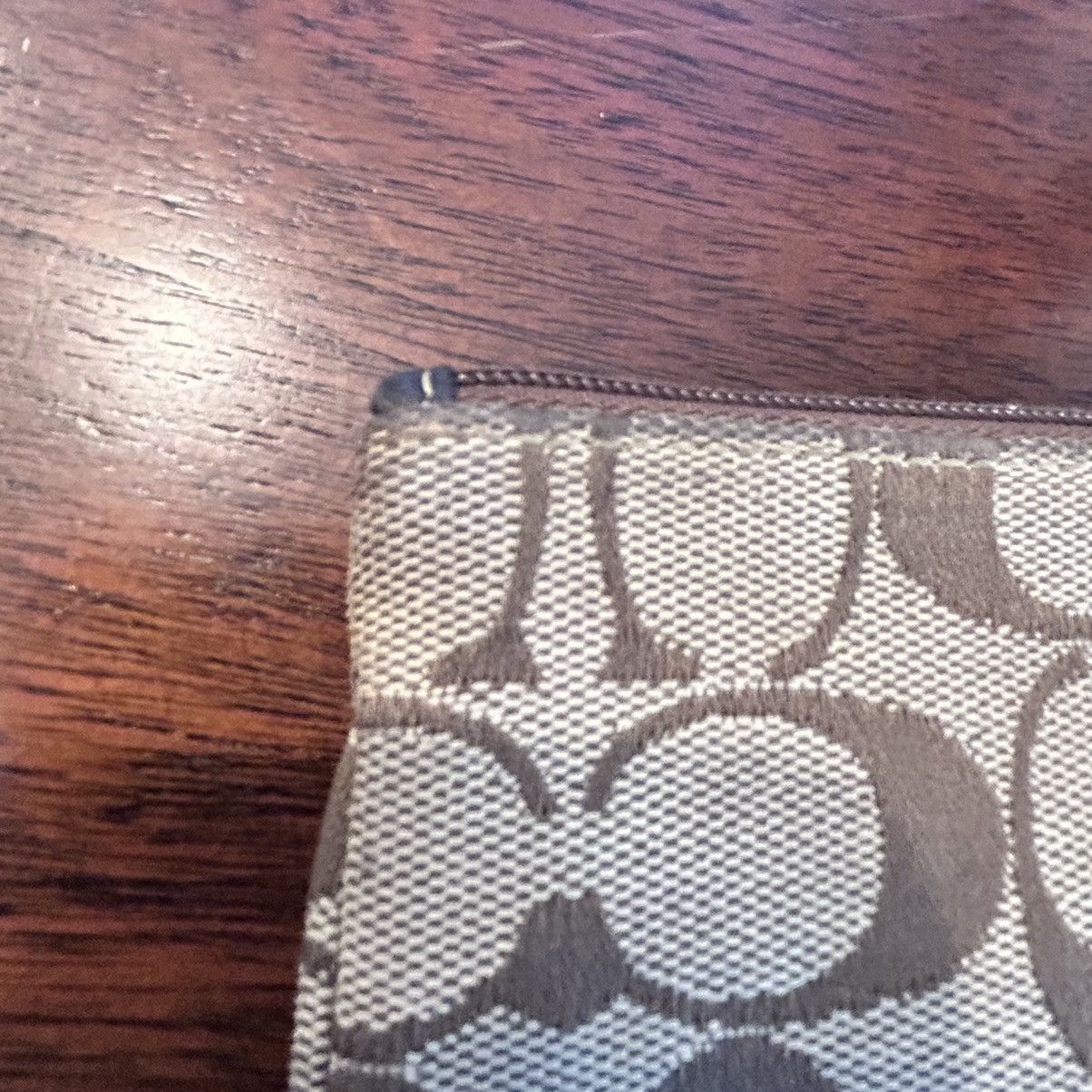 Coach Coach Logo C Wristlet Brown Tan With Leather Tag Size ONE SIZE - 4 Thumbnail