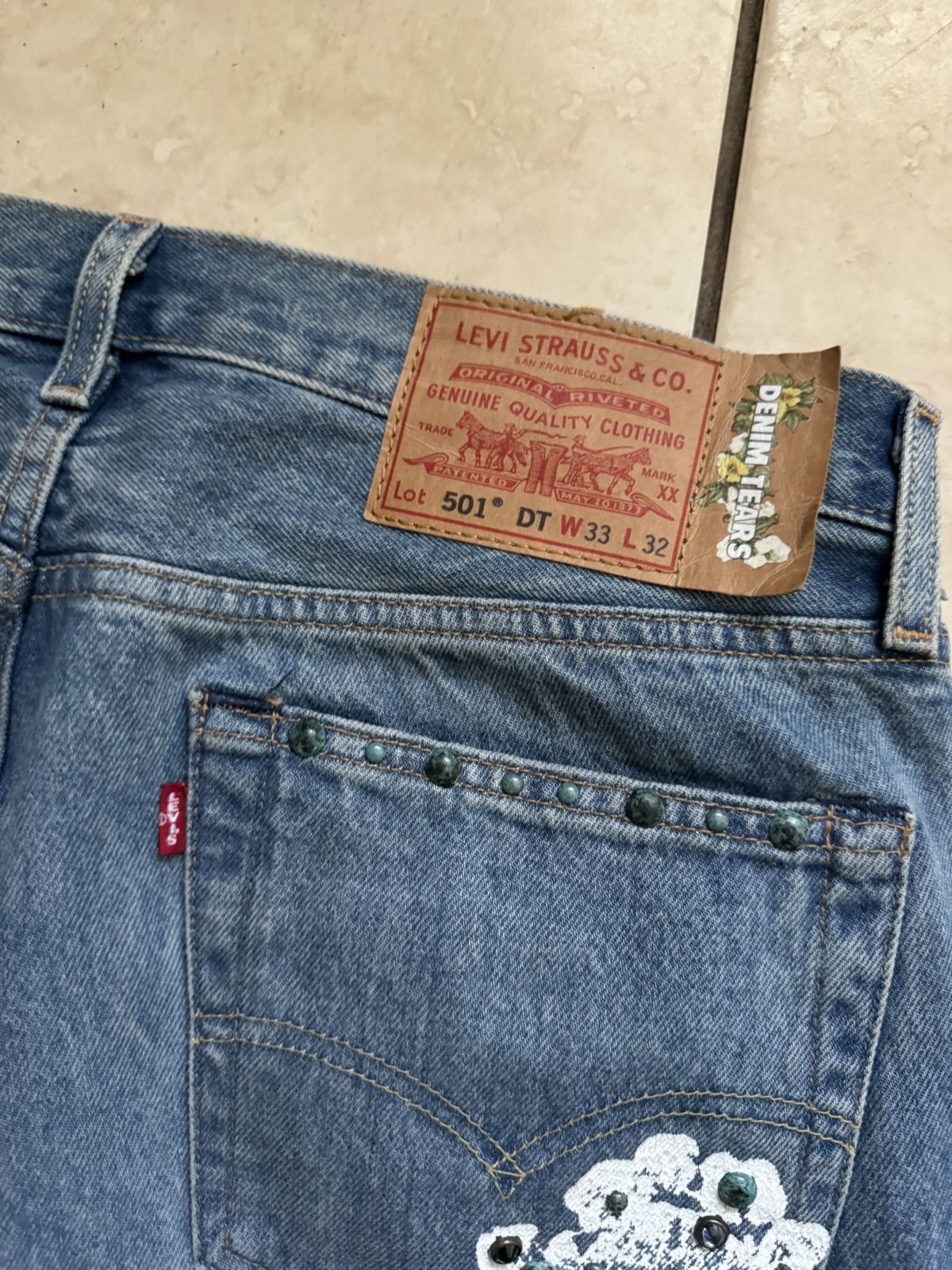 DENIM TEARS × Levi's Denim Tears x Levi's 501 Cotton Rhinestone Wreath Jeans Size US 33 - 7 Thumbnail