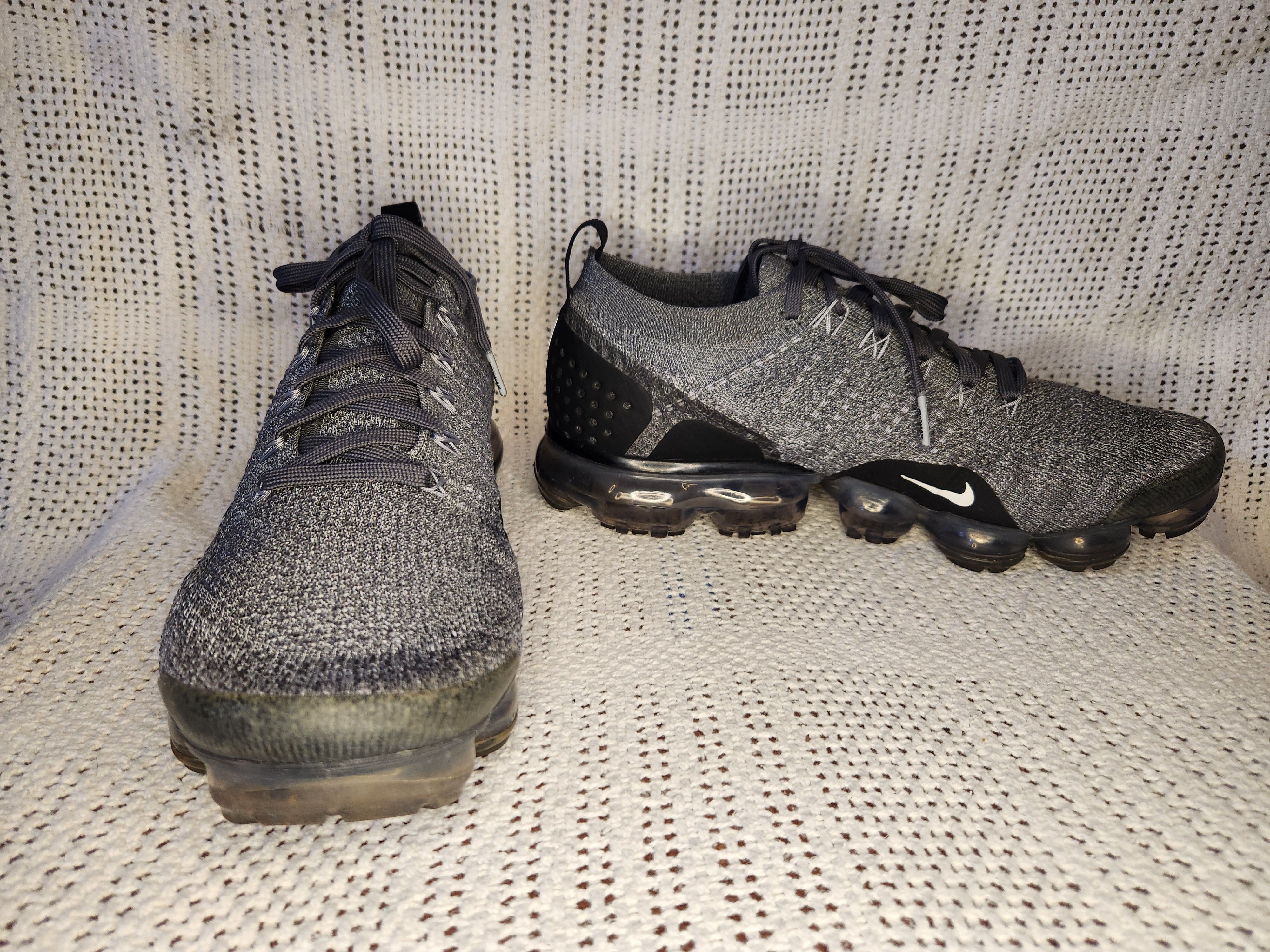 Nike FLYKNIT VAPORMAX Size US 10.5 / EU 43-44 - 4 Thumbnail