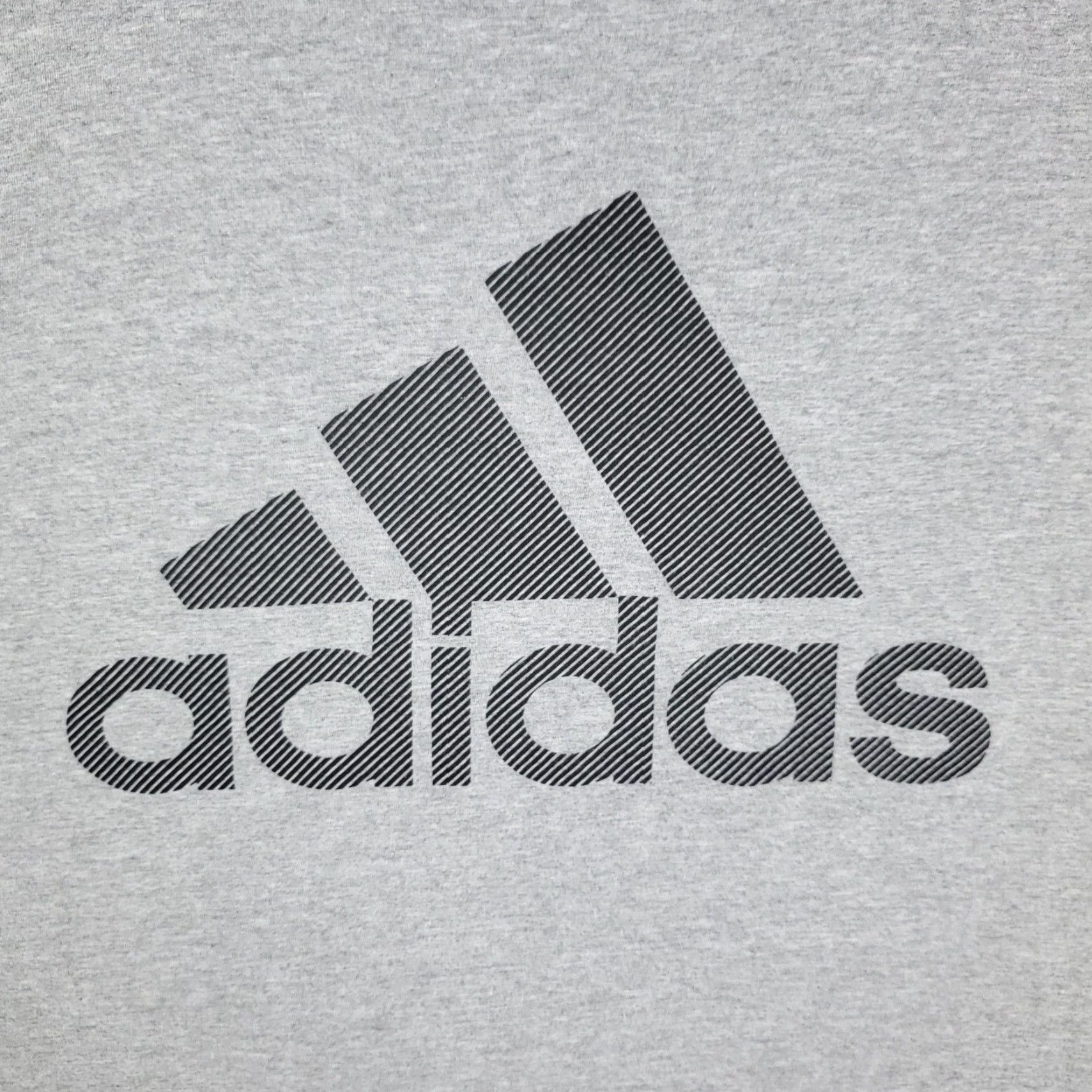 Adidas Adidas Big Center Logo Gray T-Shirt Mens Size M Short Sleeve Crew Neck Cotton Blend Shirt Size US M / EU 48-50 / 2 - 3 Thumbnail
