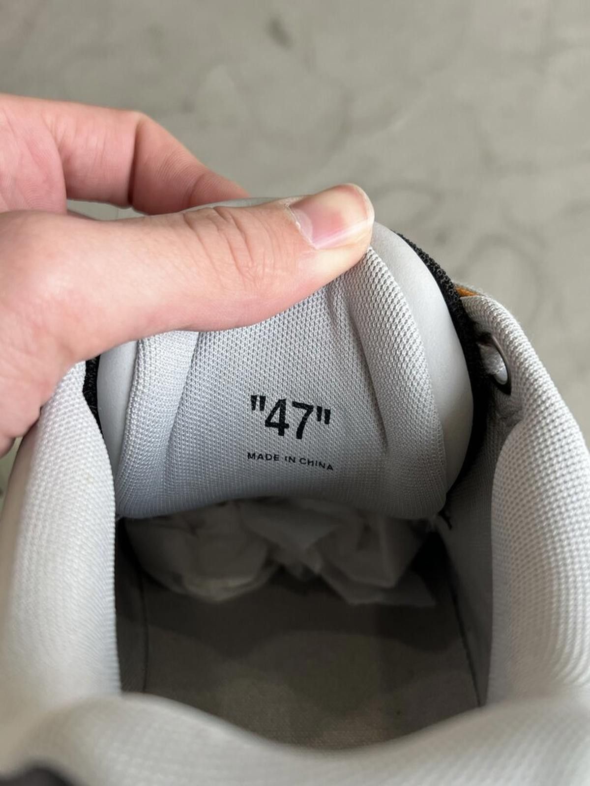 Off-White Off-White Out-Of-Office Sneaker Grey/Black Sz. 47 Size US 14 / EU 47 - 6 Thumbnail