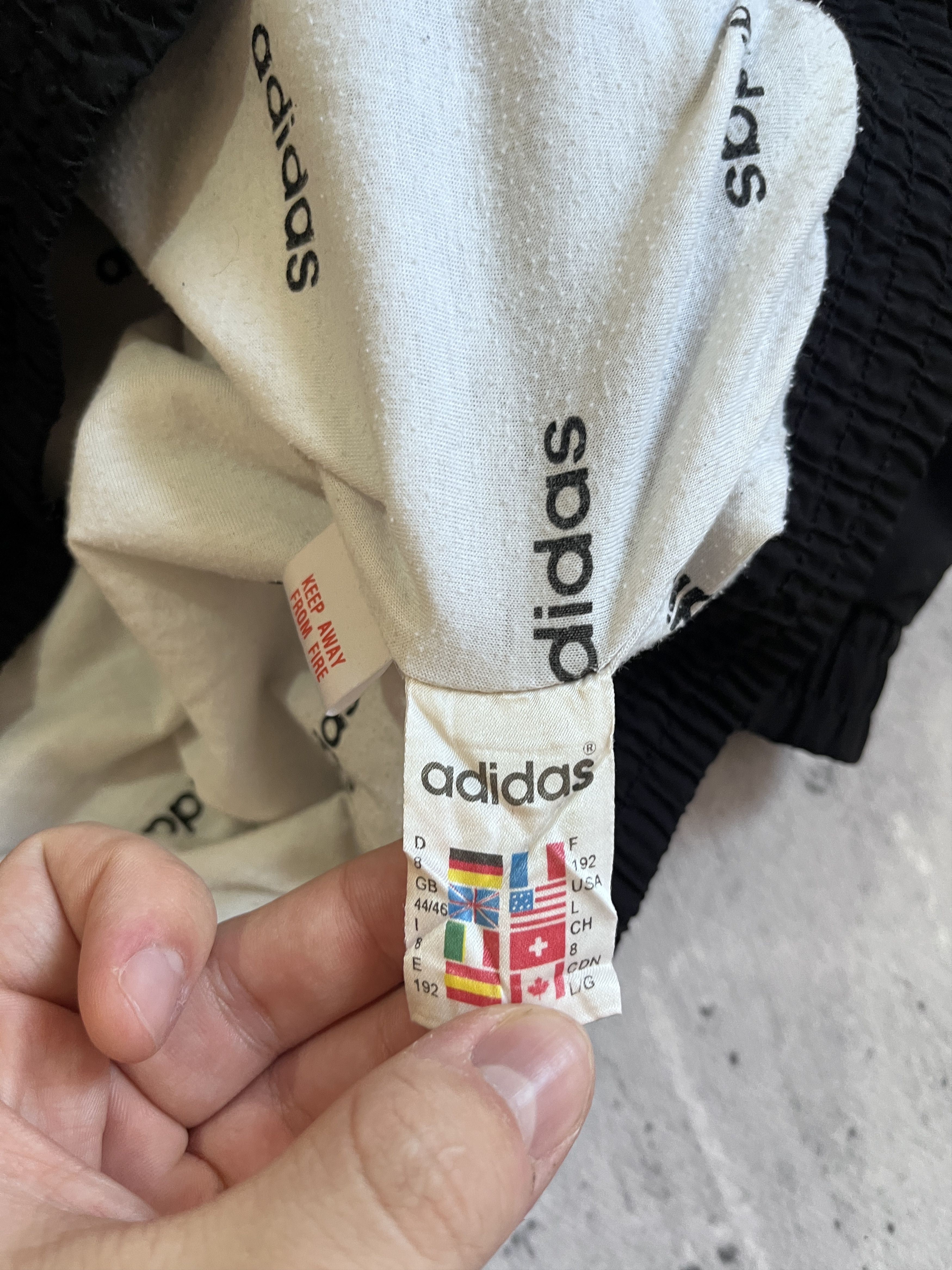 Adidas ADIDAS NEWCASTLE UNITED VINTAGE 90S TRACK JACKET Size US L / EU 52-54 / 3 - 8 Thumbnail