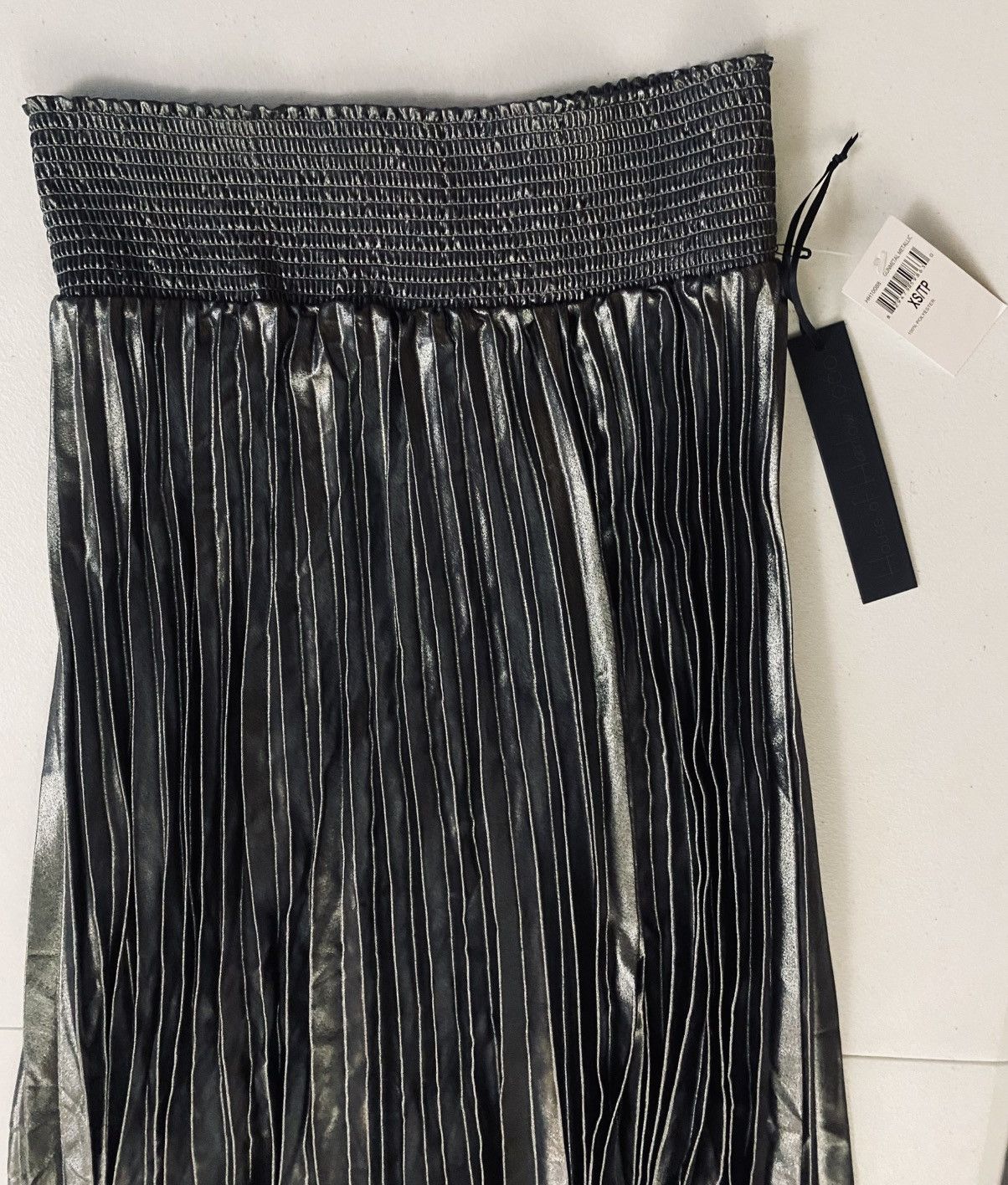 House of Harlow House of Harlow 1960 Metallic Gunmetal Pleated Maxi Skirt XS Size 26" / US 2 / IT 38 - 6 Thumbnail