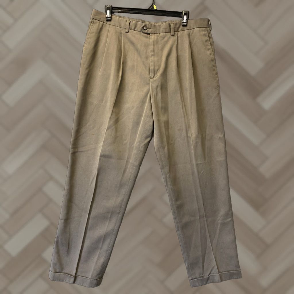 Callaway VINTAGE Callaway Golf Pants Mens 40x32 Taupe Pleated Chino Straight Size US 40 / EU 56 - 1 Thumbnail