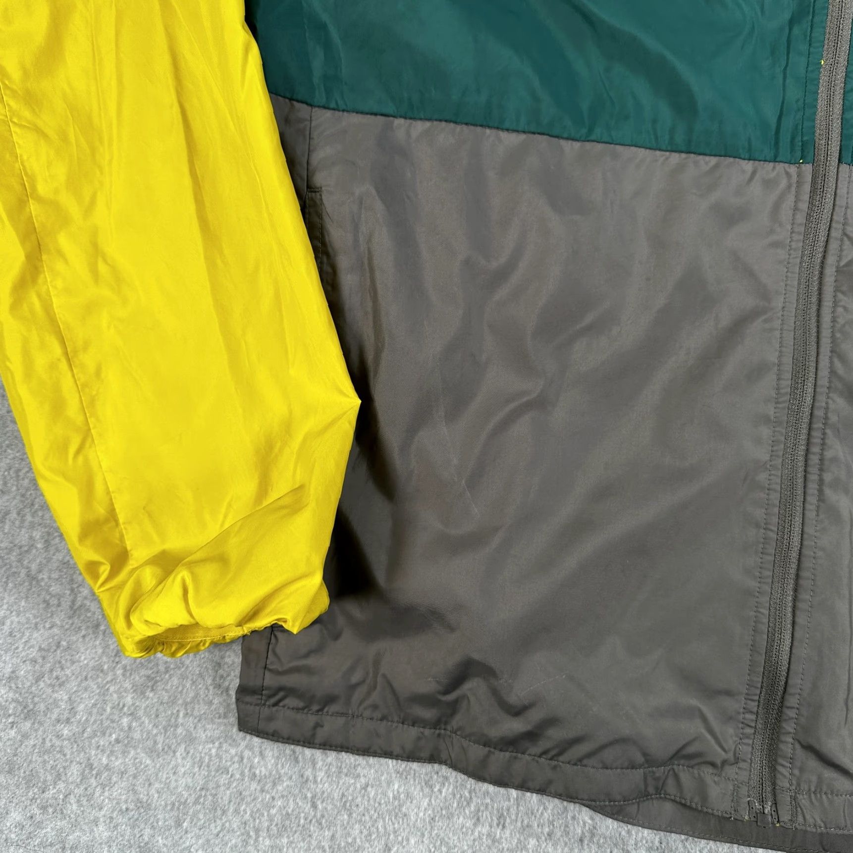 Eddie Bauer Eddie Bauer Hoodie Men Large Yellow Green Zip Lightweight Colorblock Windbreaker Size US L / EU 52-54 / 3 - 5 Thumbnail