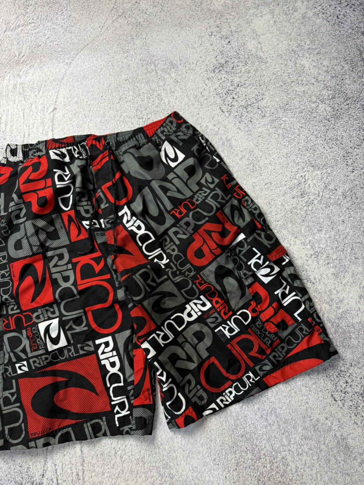 Rip Curl Vintage Rip Curl Monogram Nylon Shorts USA OOs Size US 34 / EU 50 - 3 Thumbnail
