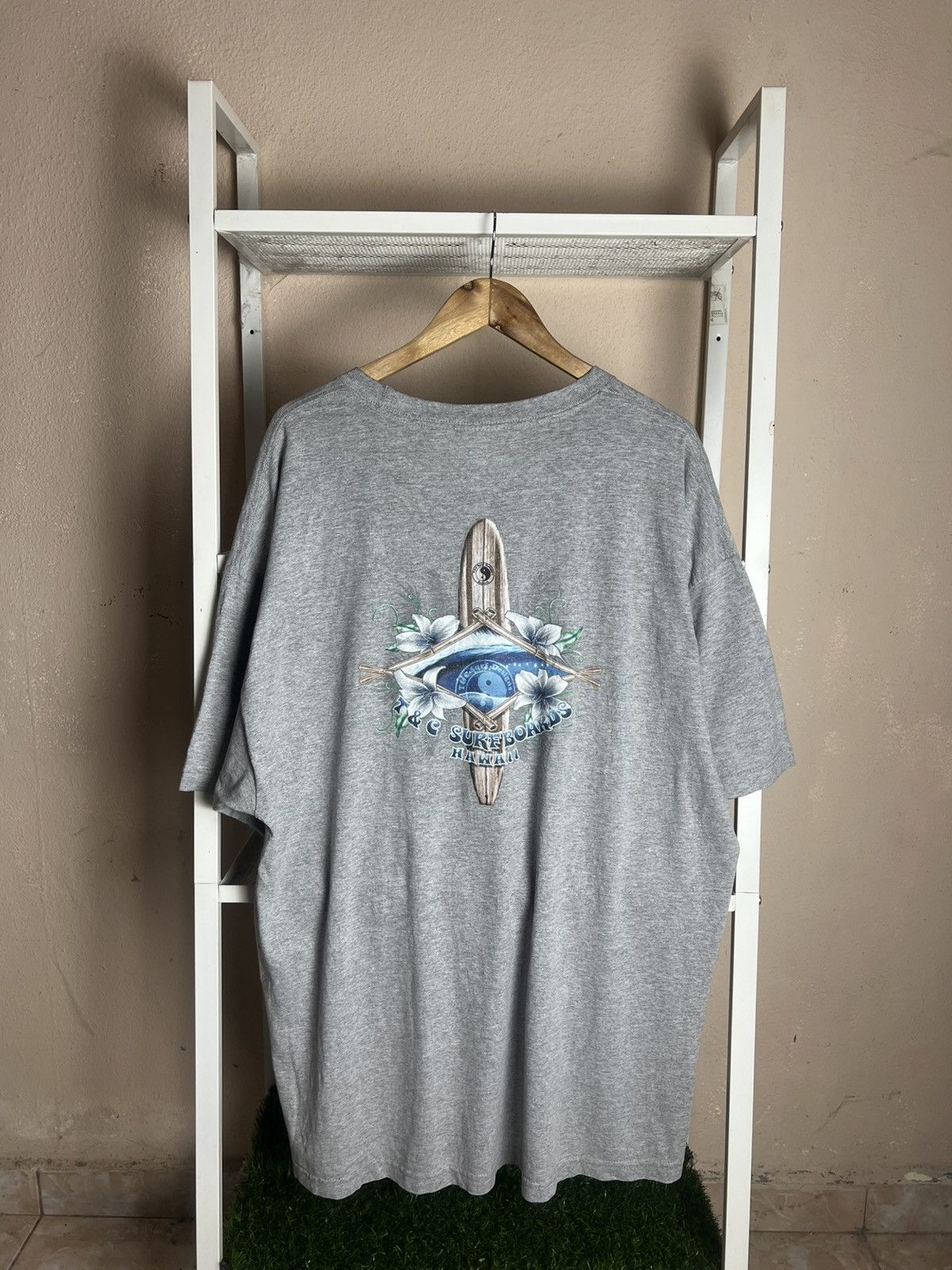 Other T&C Surfboard Hawai Backhit Tee Size US XL / EU 56 / 4 - 5 Thumbnail