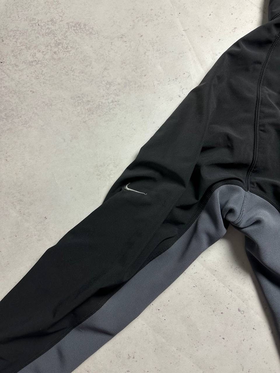 Nike Vintage Nike Swoosh Boxy Quarter Zip Gorpcore Jacket Y2K L Size US L / EU 52-54 / 3 - 7 Thumbnail