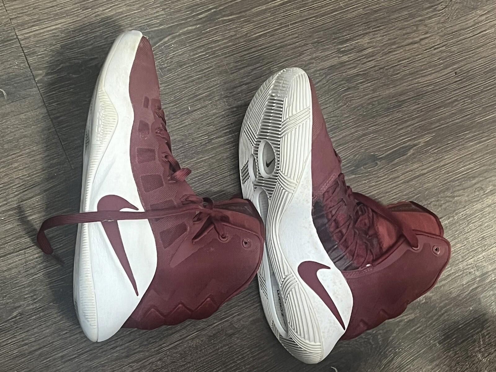 Nike Size 6.5 - Nike Hyperdunk Basketball Mid Burgundy Size US 6.5 / EU 39-40 - 2 Thumbnail