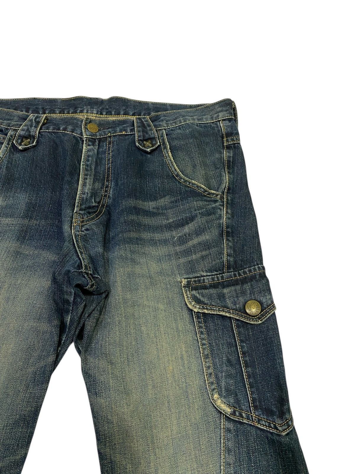 Lee Vintage Lee flare spinal twist jeans Size US 35 - 6 Thumbnail