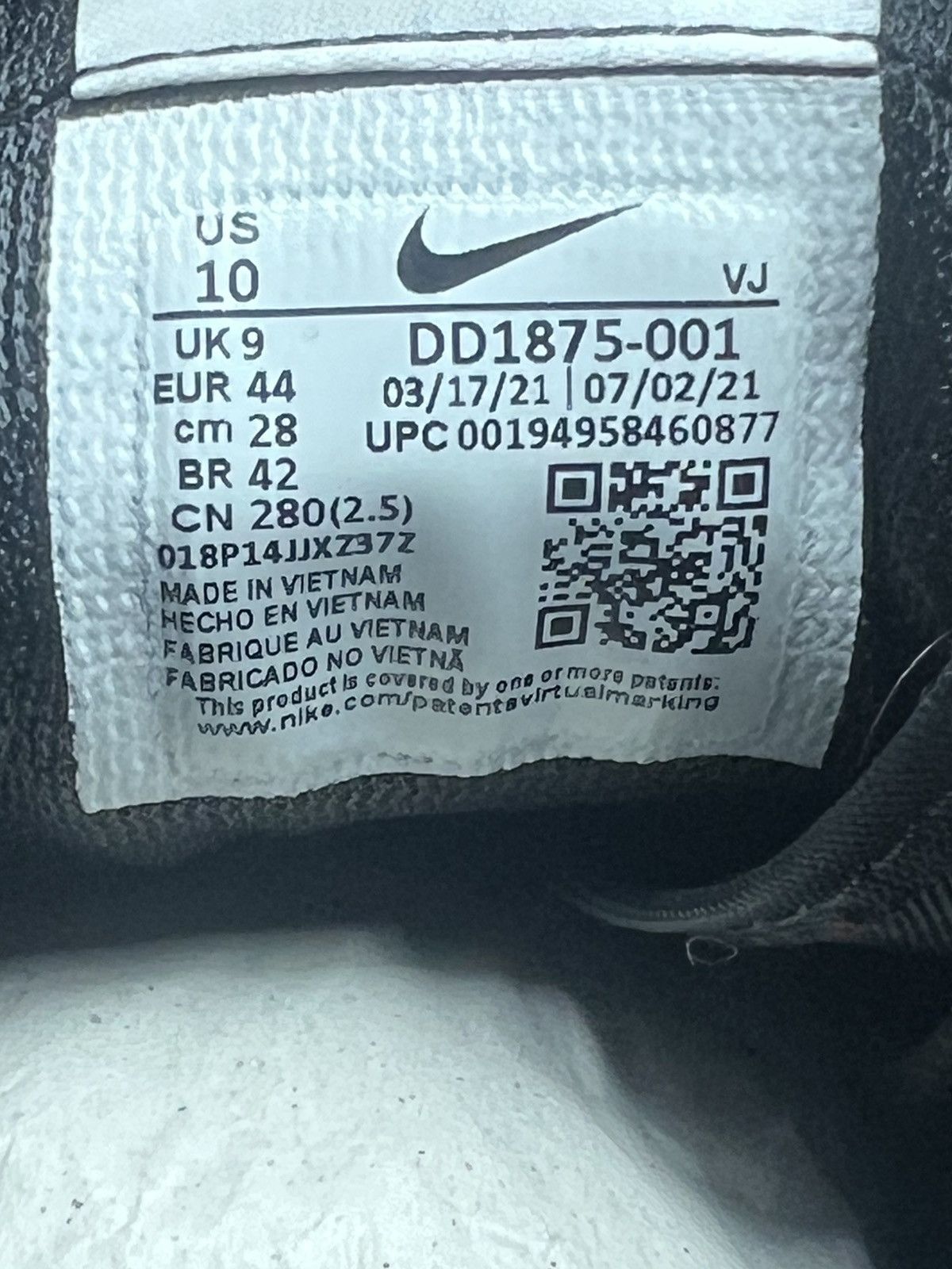 Nike × Sacai Vaporwaffle Sacai Black Gum Size US 10 / EU 43 - 6 Thumbnail