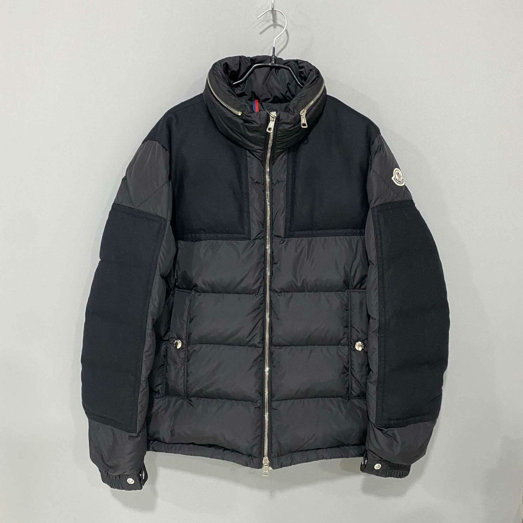 Moncler Moncler Down Black Heavy Coat xxs Men Size US XXS / EU 40 - 1 Thumbnail