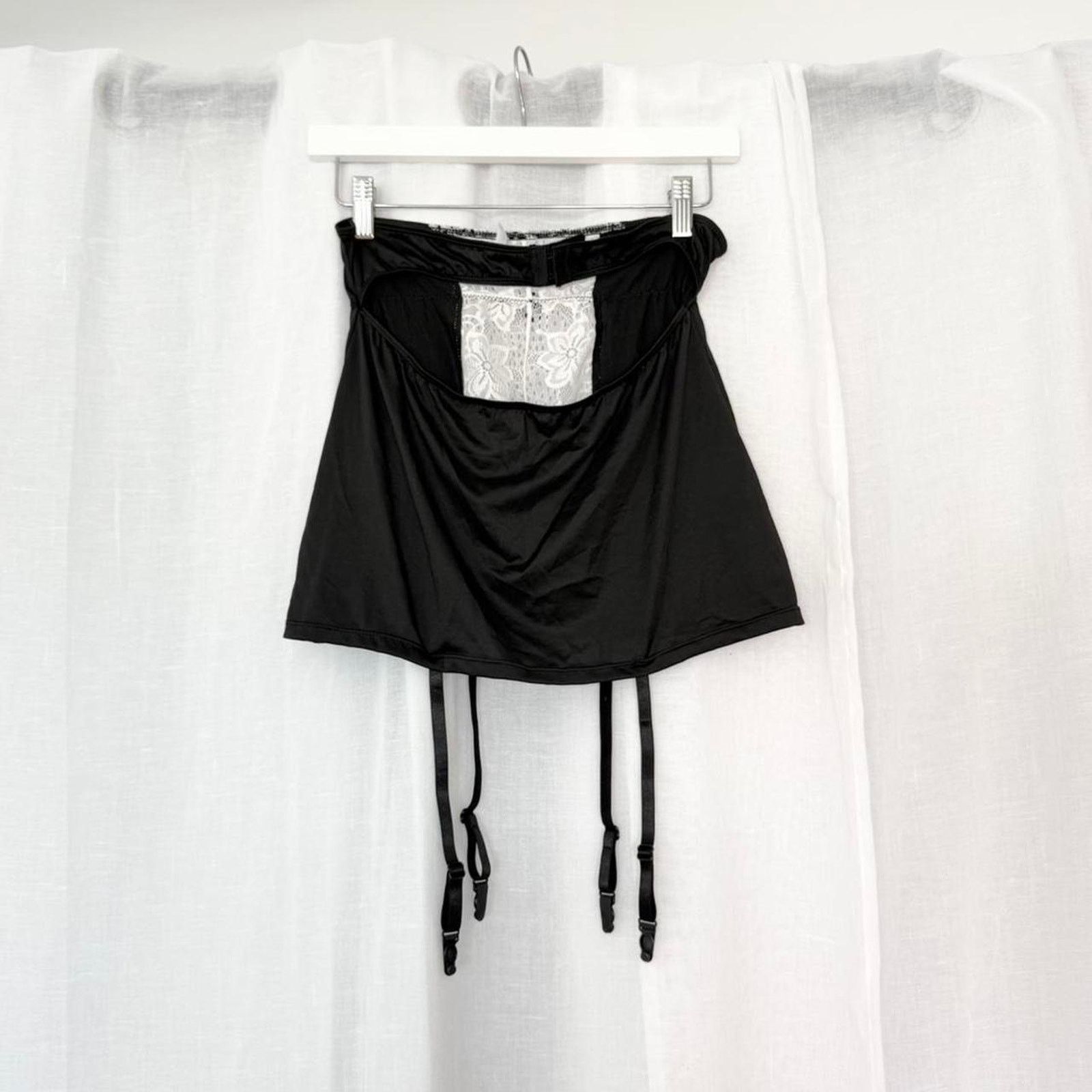 Other ♡ black & white lace garter mini skirt ♡ Size 30" / US 8 / IT 44 - 4 Thumbnail
