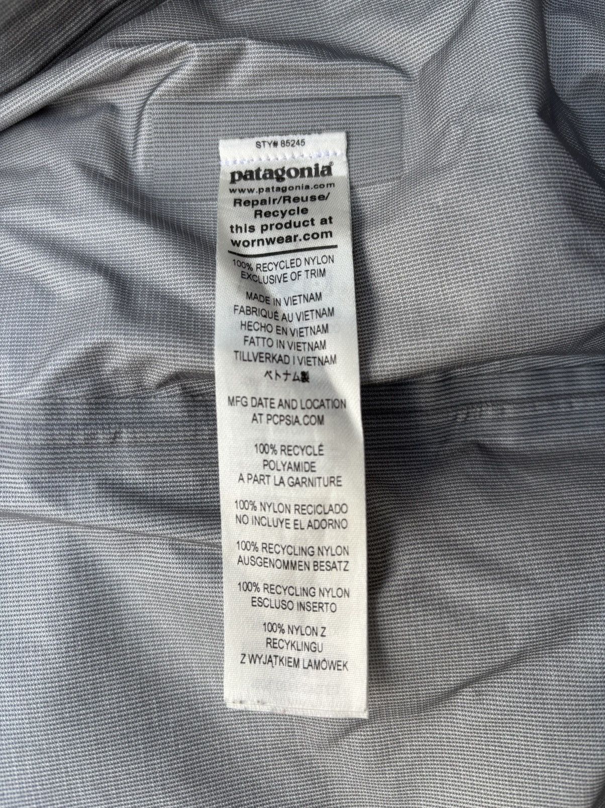 Patagonia Patagonia Women's Torrentshell 3L Rain Jacket Size S / US 4 / IT 40 - 9 Thumbnail