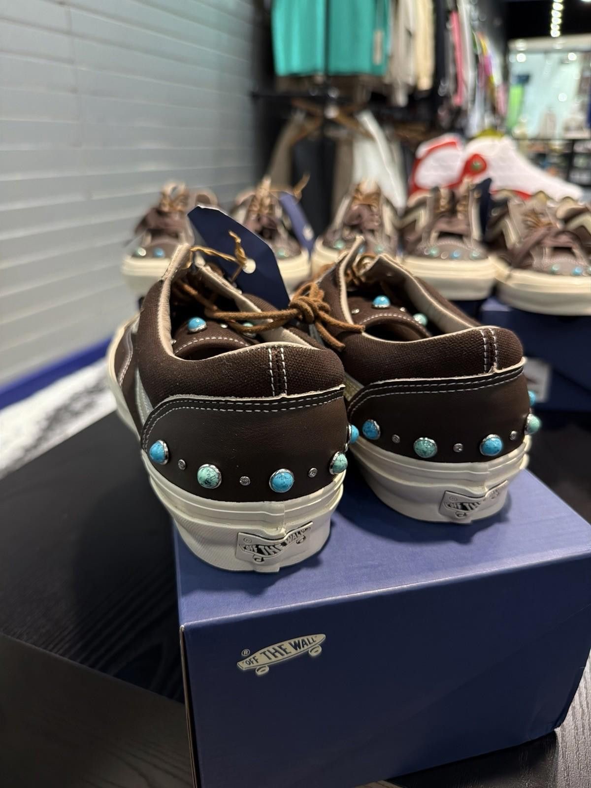 Vans Size 11 - Vans LX Old Skool 36 Gemstone Mushroom Mocha Size US 11 / EU 44 - 4 Thumbnail