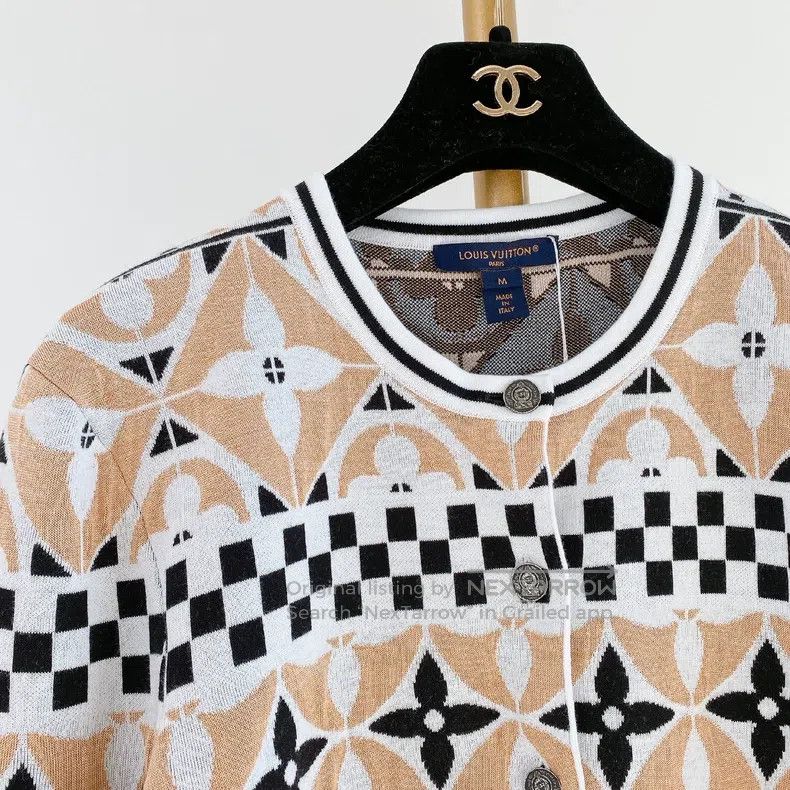 Louis Vuitton Louis Vuitton Four-leaf clover knit long sleeves Size M / US 6-8 / IT 42-44 - 3 Thumbnail