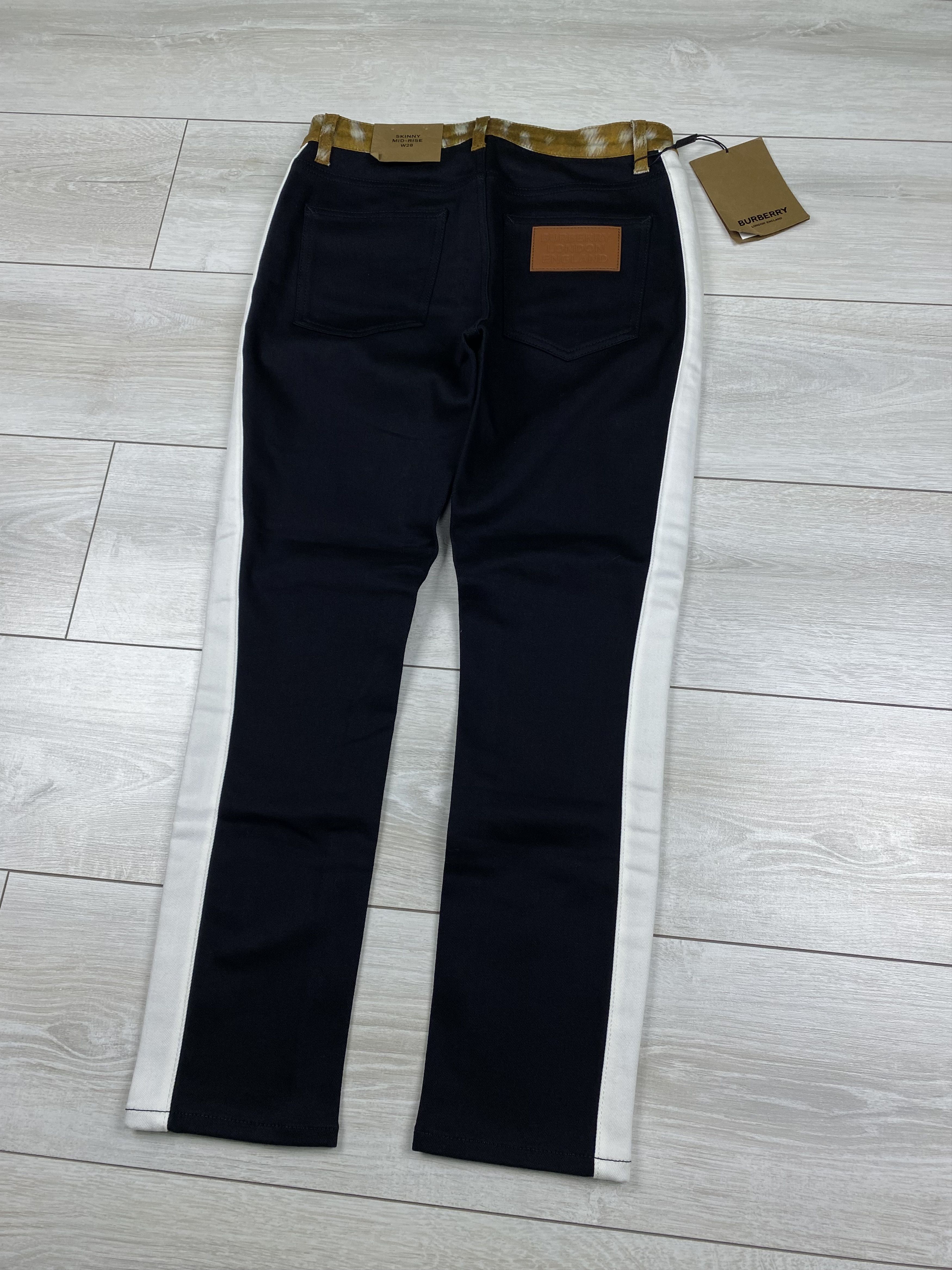 Burberry Burberry Black Denim Deer Bambi Print Trim Skinny Jeans Size 28" / US 6 / IT 42 - 2 Thumbnail