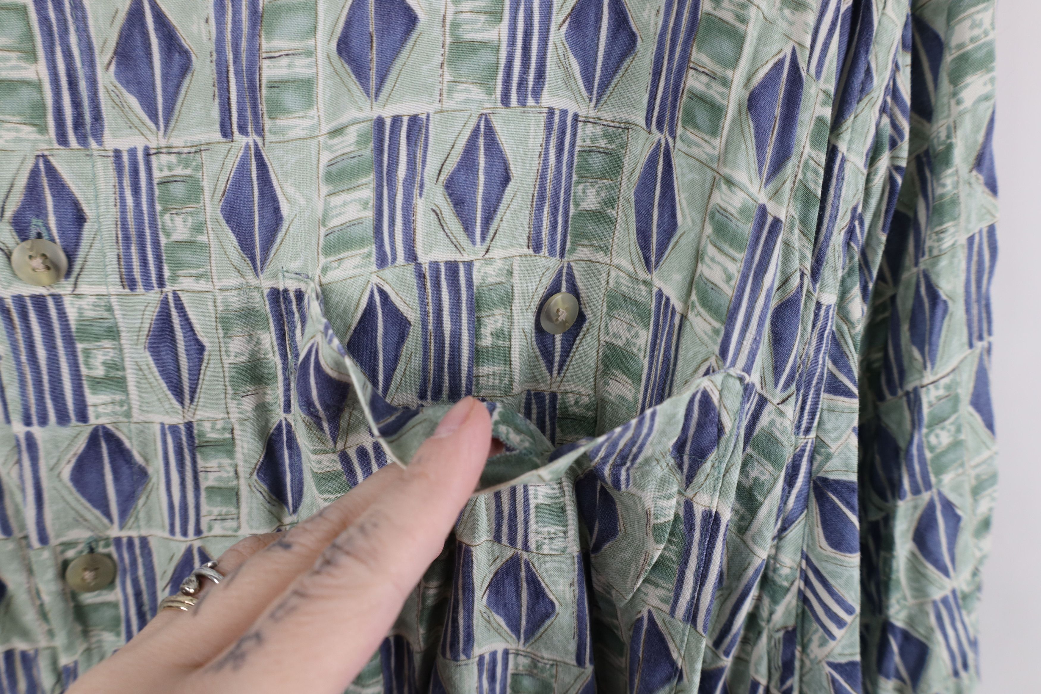 Pierre Cardin Vintage 90s Pierre Cardin Rayon Collared Button Shirt Size US L / EU 52-54 / 3 - 4 Thumbnail