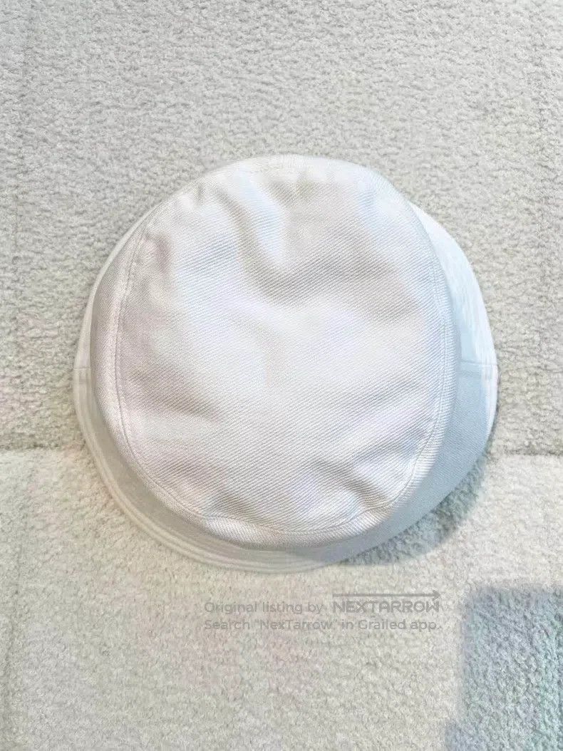 Chanel Chanel Size M White letter logo fisherman's hat Size ONE SIZE - 4 Thumbnail