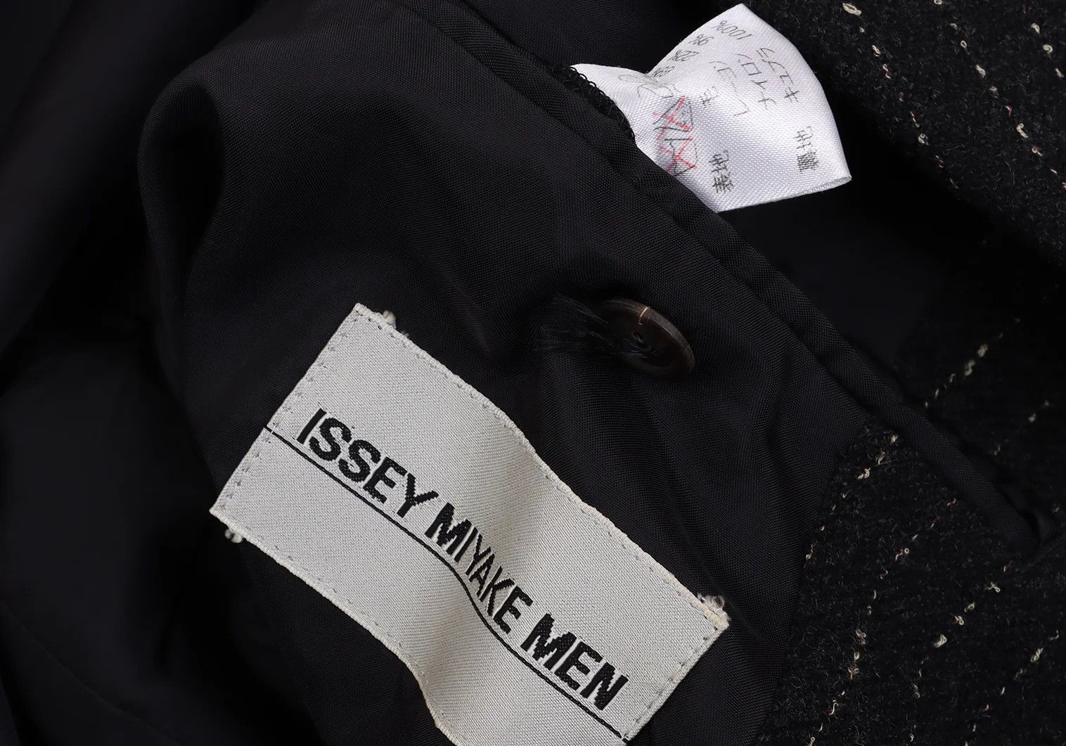 Issey Miyake Striped Design Jacket in Charcoal Size M Size US M / EU 48-50 / 2 - 19 Thumbnail