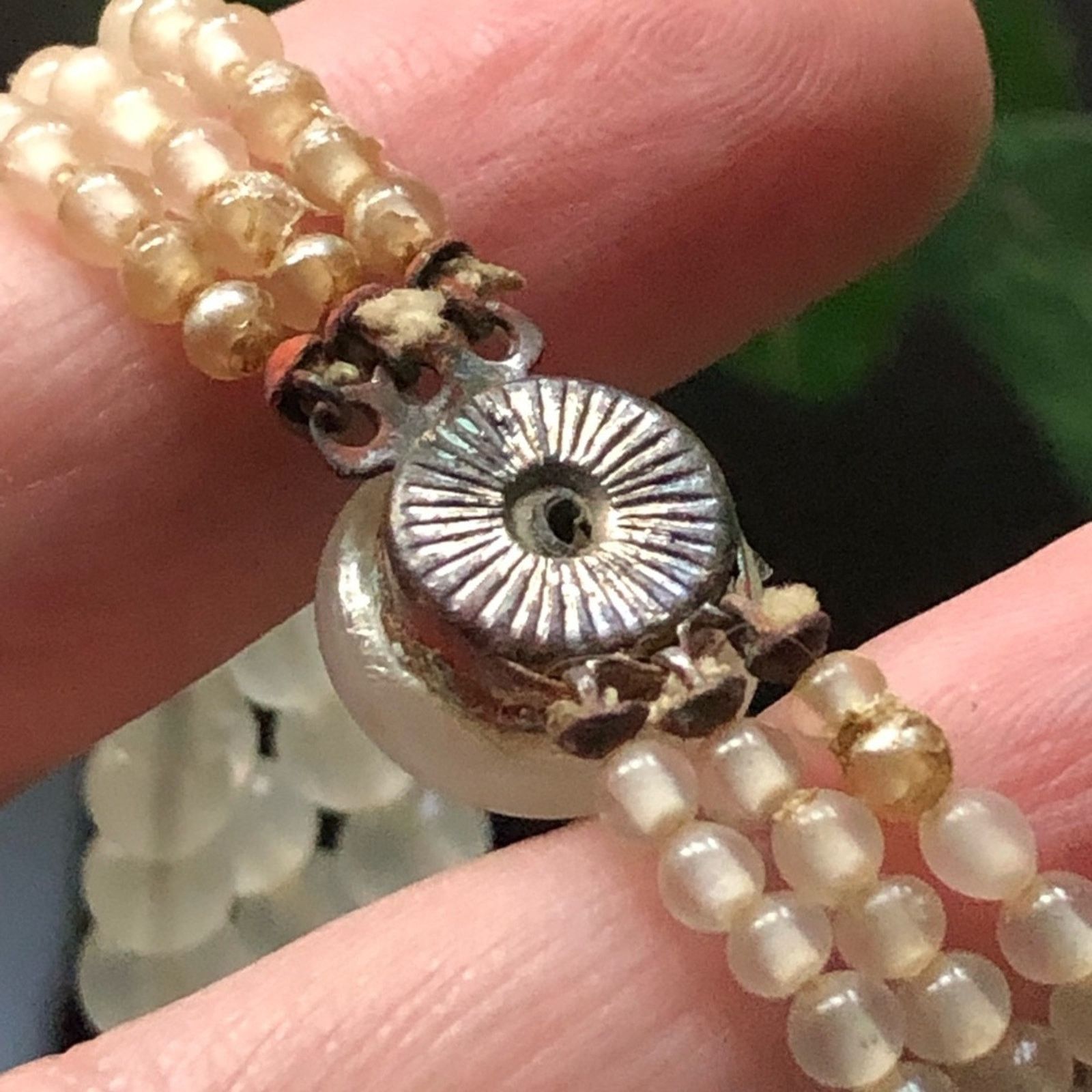 Vintage Vintage 1950s opalescent glass wedding bead bracelet Size ONE SIZE - 4 Thumbnail