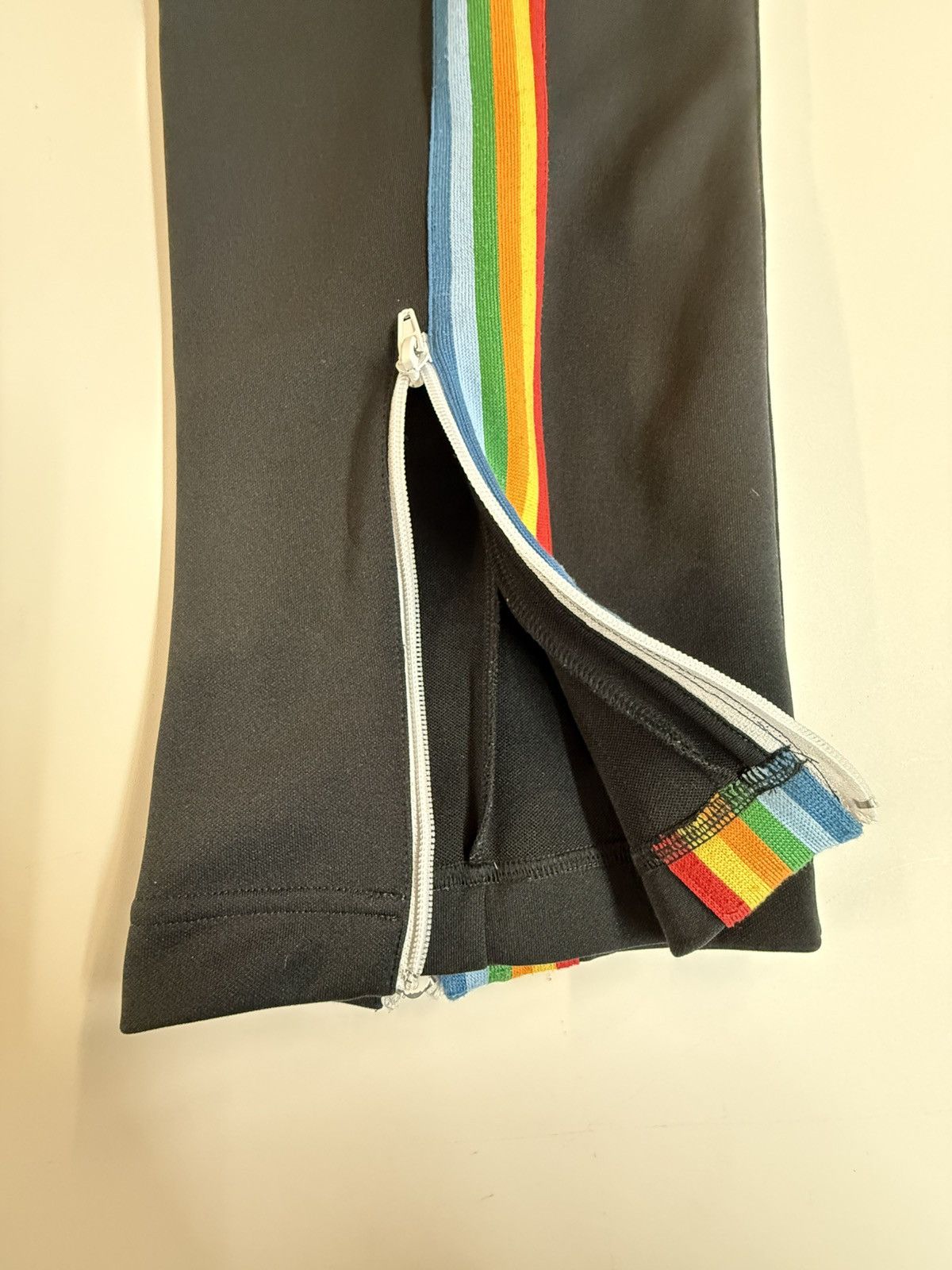 Palm Angels Palm Angels Rainbow Side Stripe Track Pants-Black Size US 34 / EU 50 - 9 Thumbnail