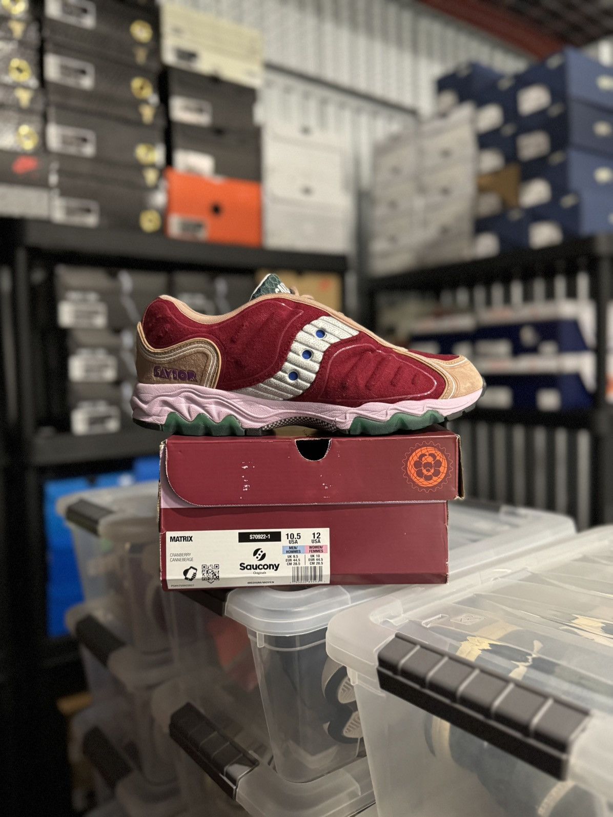Saucony Saucony Matrix x Jae Tips No Shoes in the House Size 10.5 Size US 10.5 / EU 43-44 - 1 Thumbnail