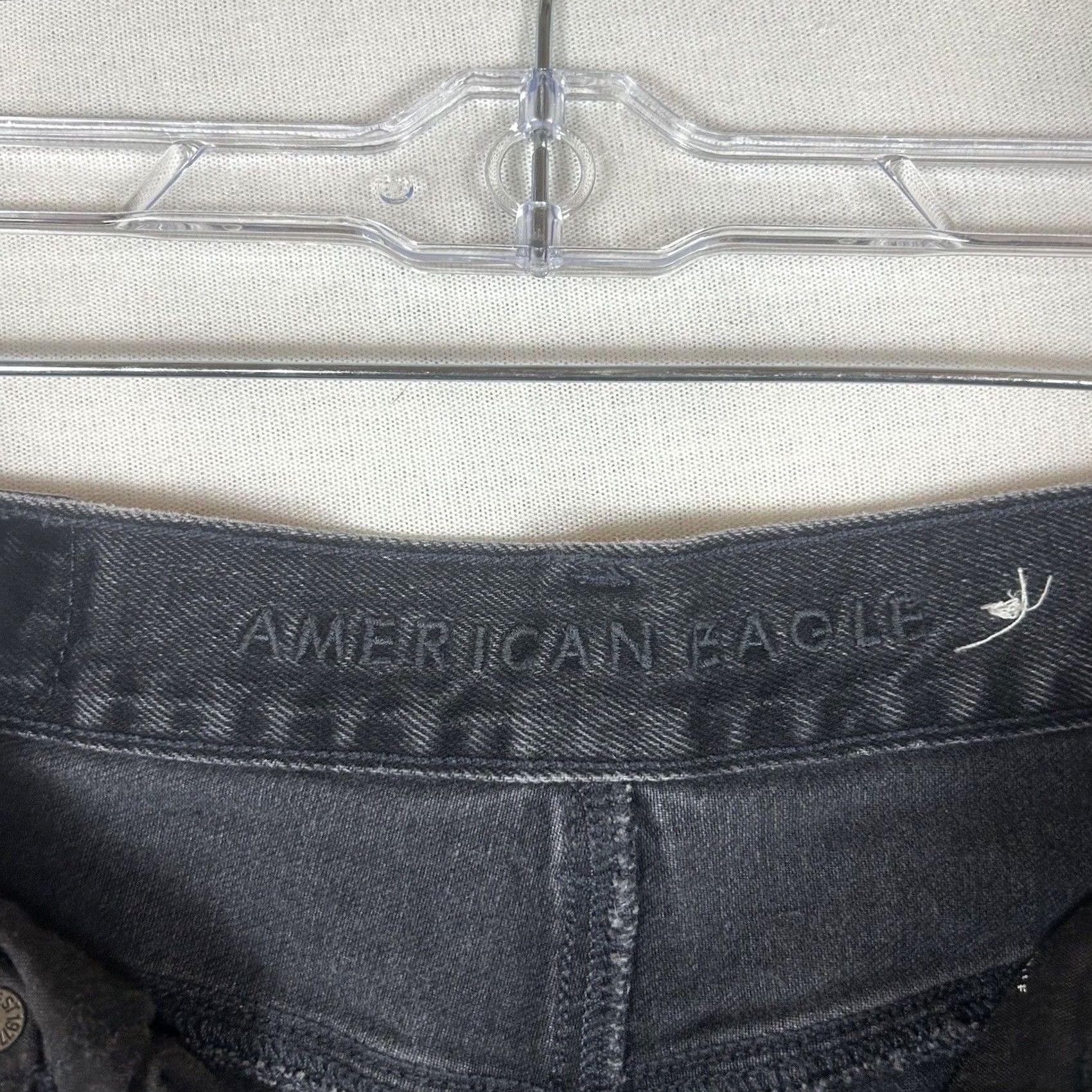 American Eagle Outfitters American Eagle Outfitters Mom Jeans Black Size 0 Mid Rise Denim Pants Women Regular C Size 25" / US 0 / IT 36 - 3 Thumbnail