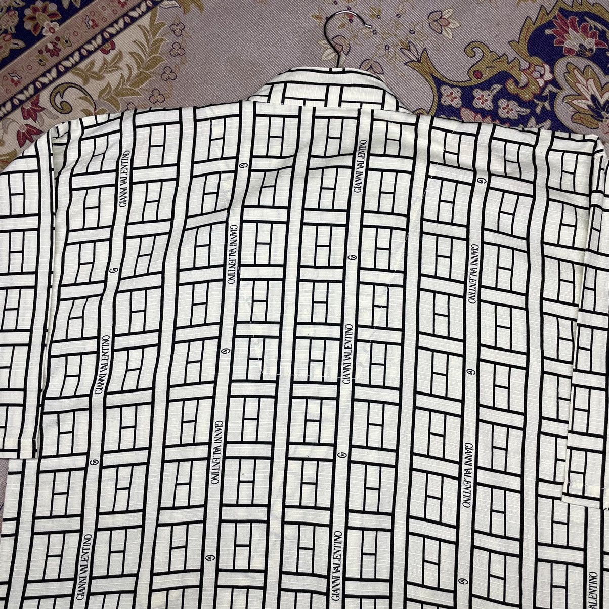 Valentino Rarely! Vintage Gianni Valentino Monogrem Kimono Size US L / EU 52-54 / 3 - 15 Thumbnail
