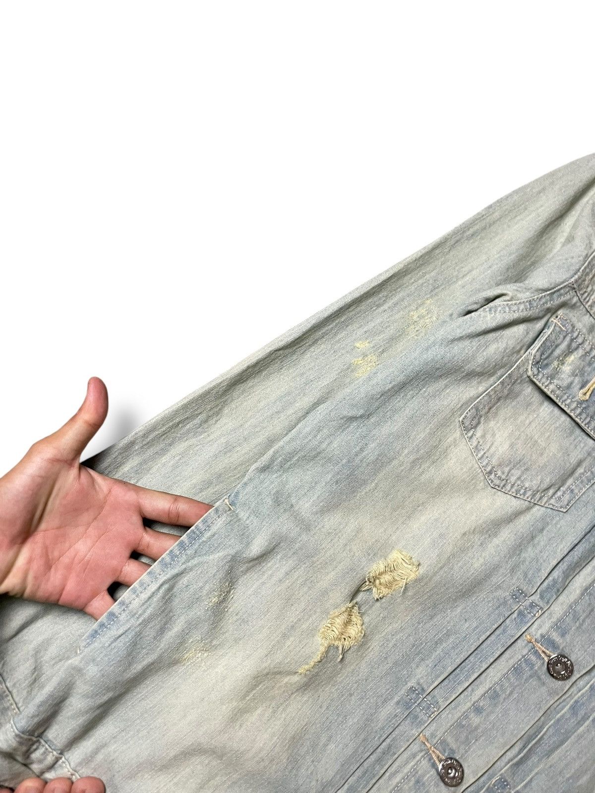 Massive × Vintage MASSIVE Distressed Denim Jacket (72) Size US M / EU 48-50 / 2 - 6 Thumbnail