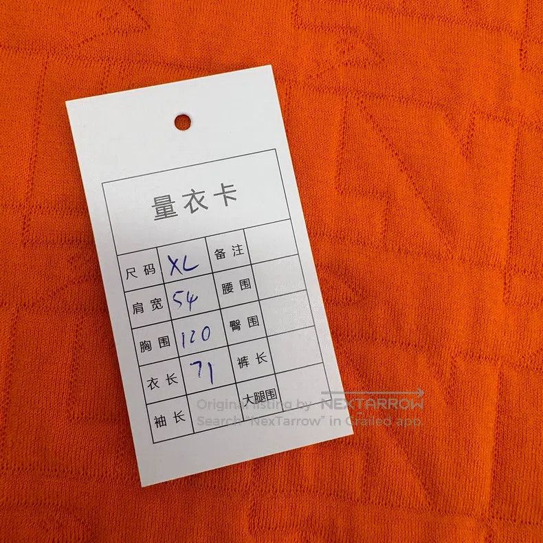 Louis Vuitton Louis Vuitton Orange embossed logo sweatshirt Size US XL / EU 56 / 4 - 7 Thumbnail