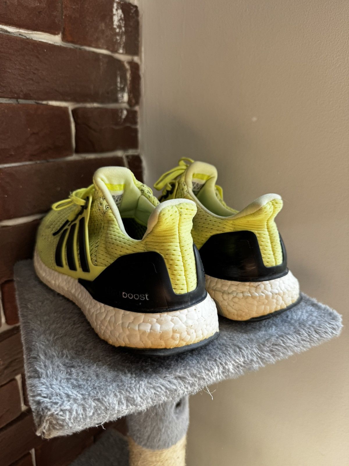 Adidas Rare 2015 Adidas Ultraboost 1.0 Frozen Yellow Sneakers Shoes Size US 7.5 / IT 37.5 - 4 Thumbnail