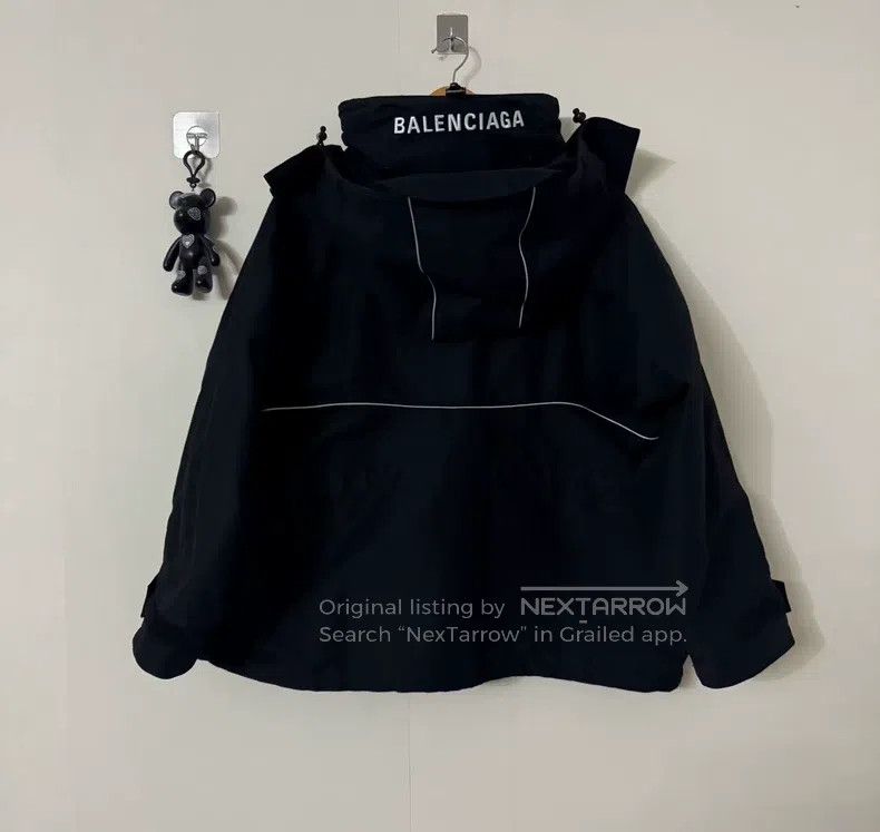 Balenciaga Balenciaga Back Embroidered Letter Windbreaker Size US S / EU 44-46 / 1 - 2 Thumbnail