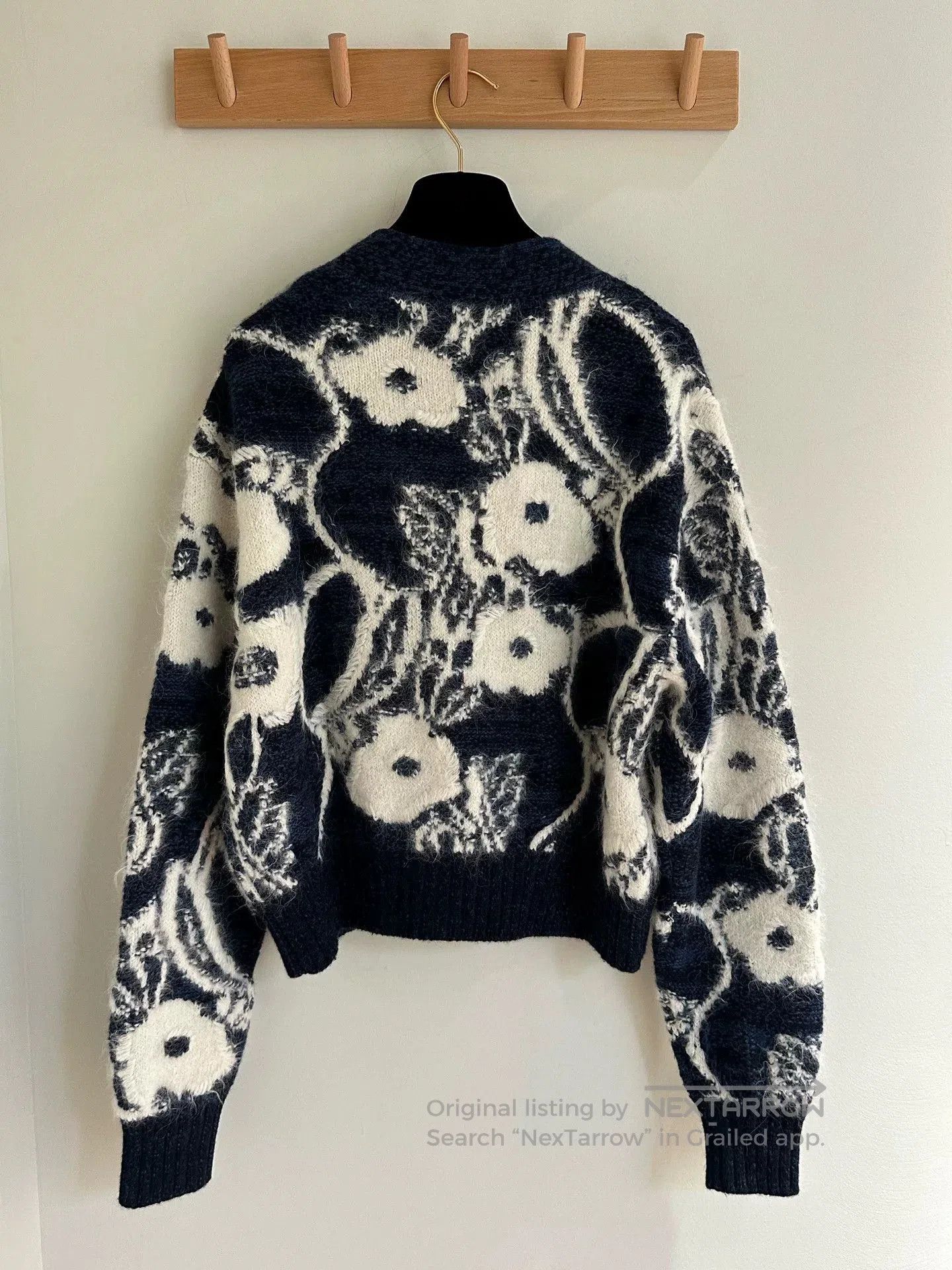 Chanel Chanel 2023 Camellia Long Cardigan. Size US XS / EU 42 / 0 - 2 Thumbnail