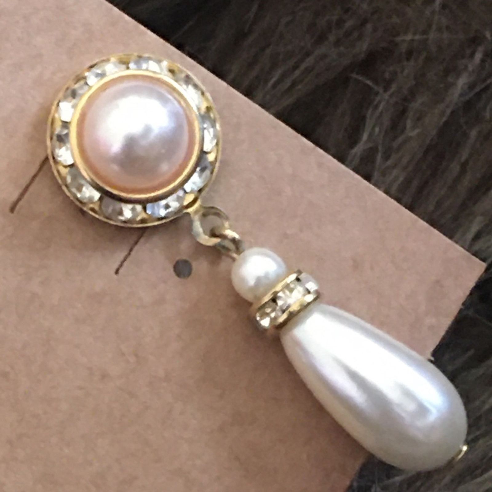 Vintage Vintage faux pearl and rhinestone dangle earrings Size ONE SIZE - 2 Thumbnail