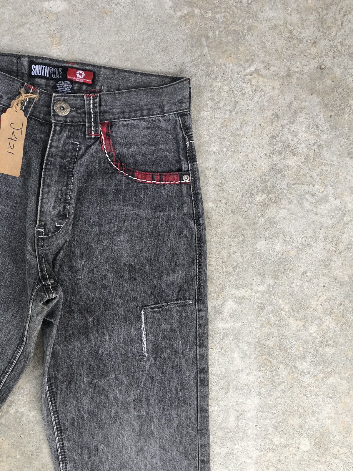 Southpole Vintage Southpole Baggy Jeans Embroidered Logo Distressed Size US 29 - 5 Thumbnail